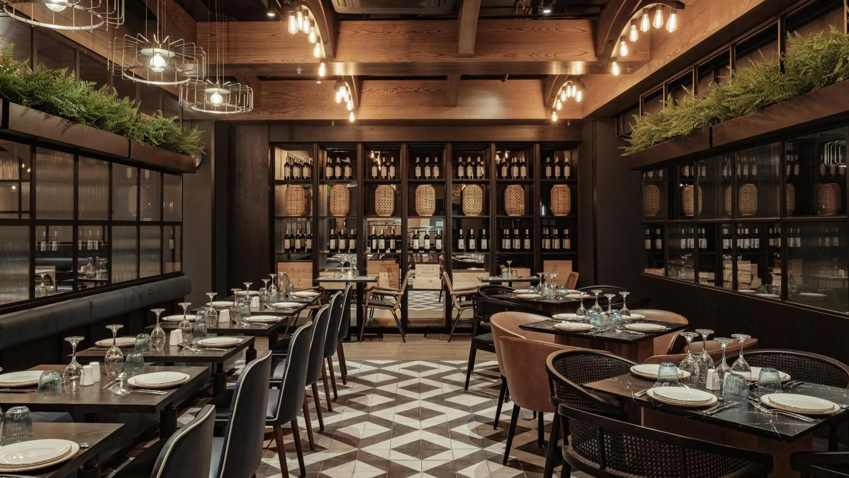 Restaurant/places to eat in AX ODYCY Hotel