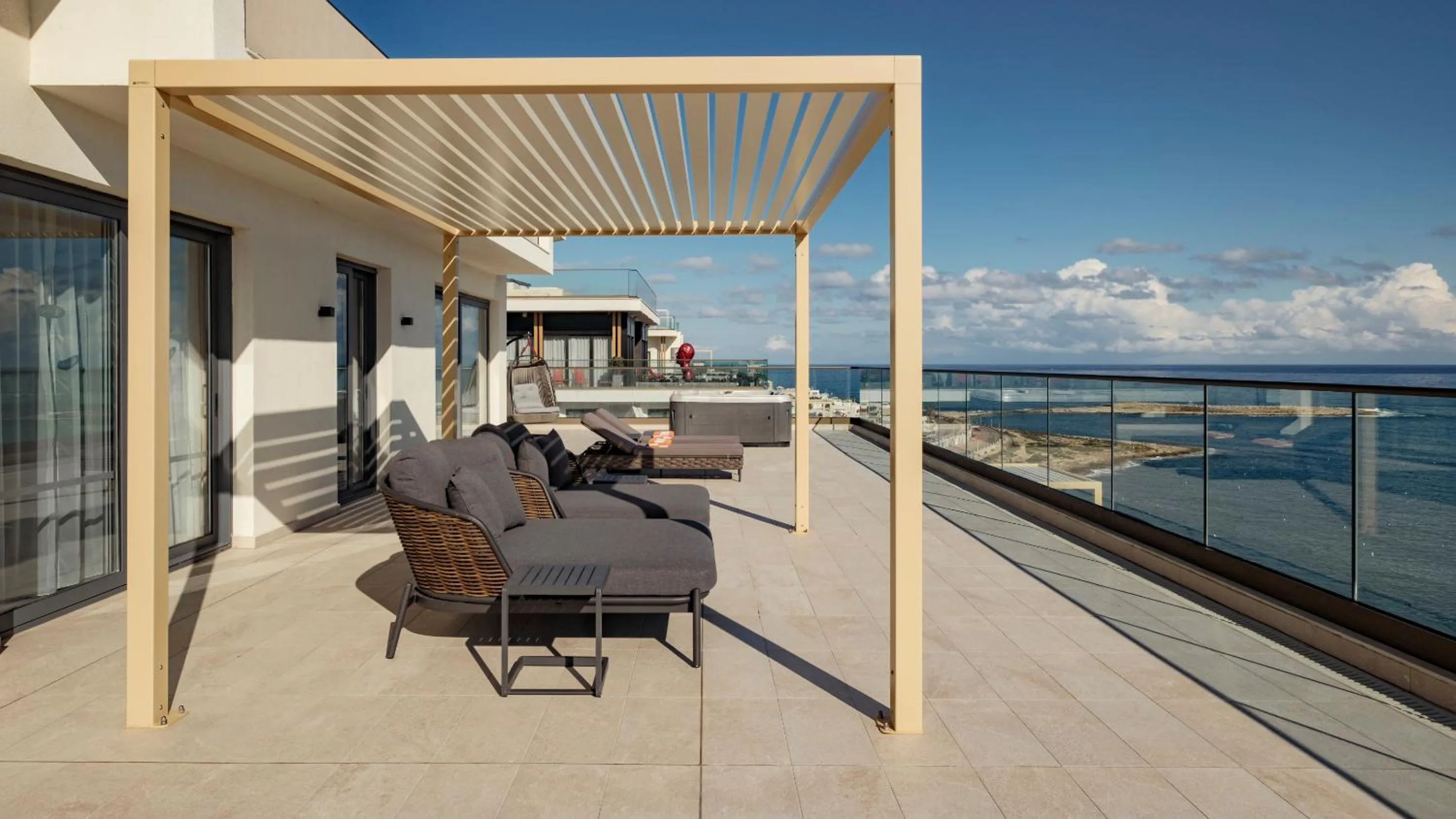 Hot Tub in AX ODYCY Hotel