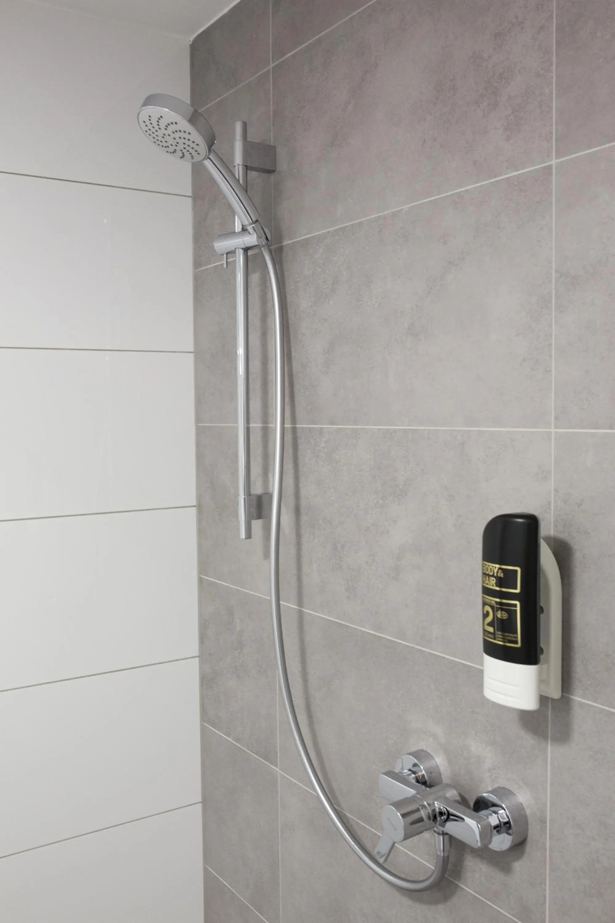 Bathroom in Hotel Atrium