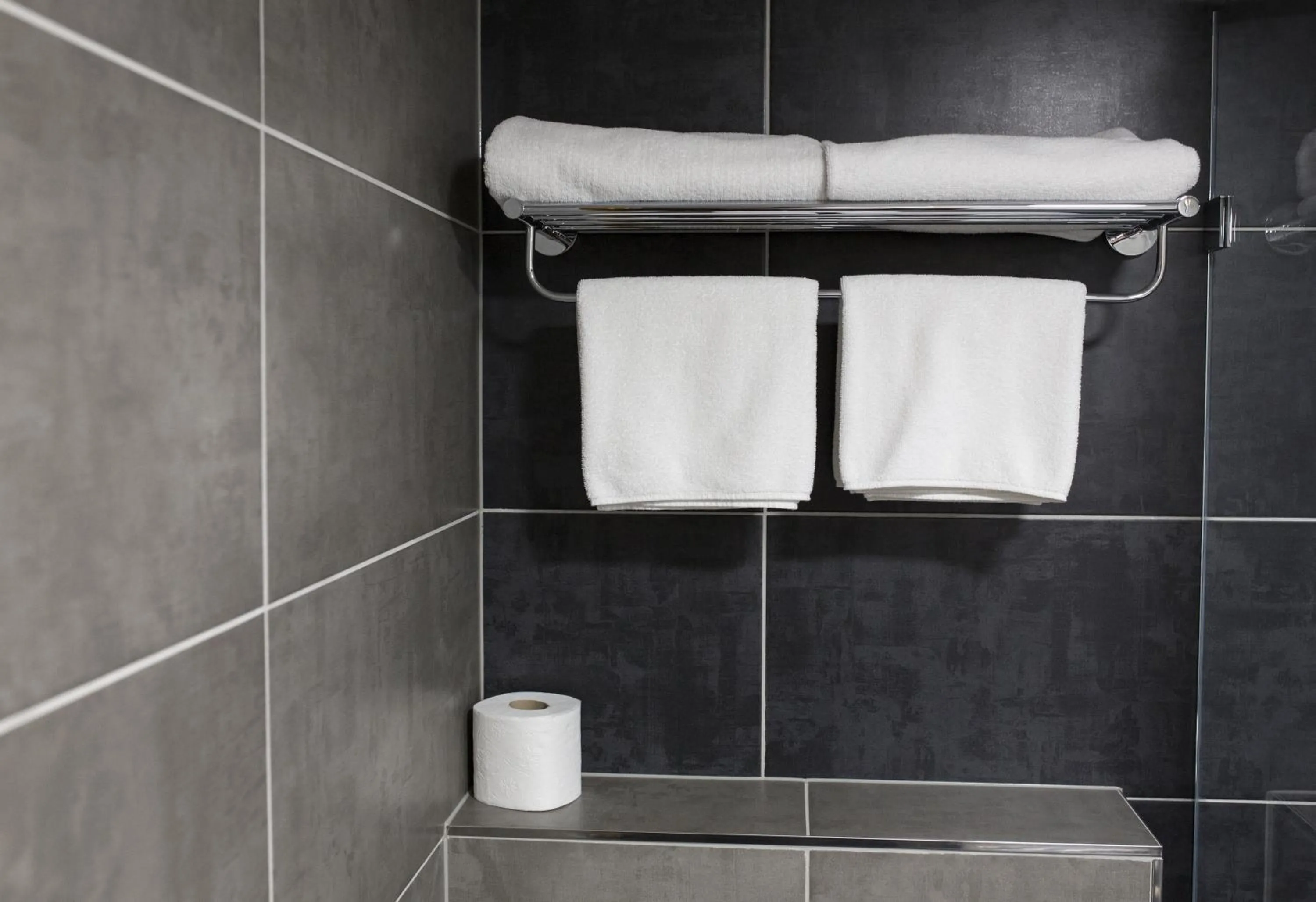 Bathroom in Hotel Atrium