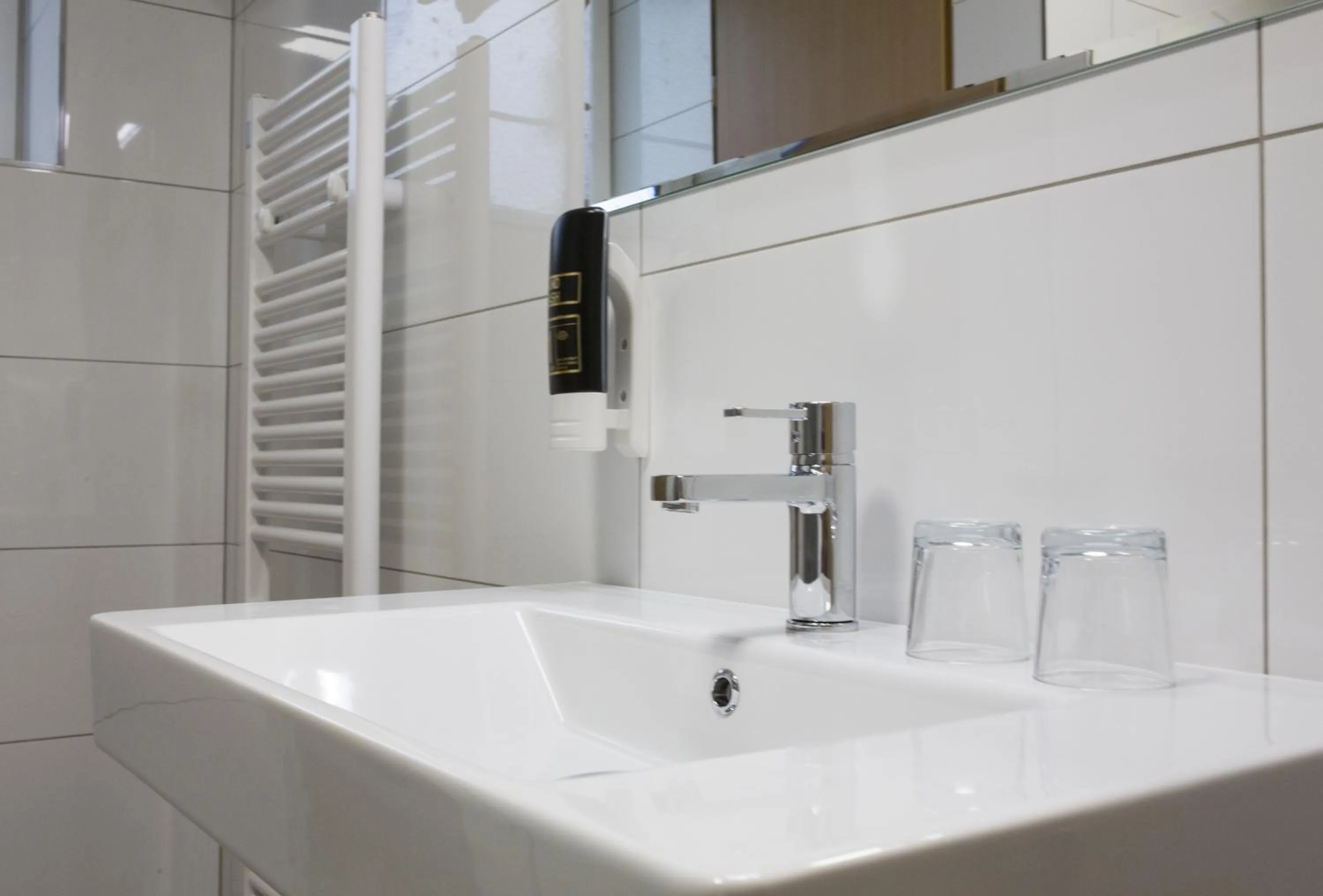 Bathroom in Hotel Atrium