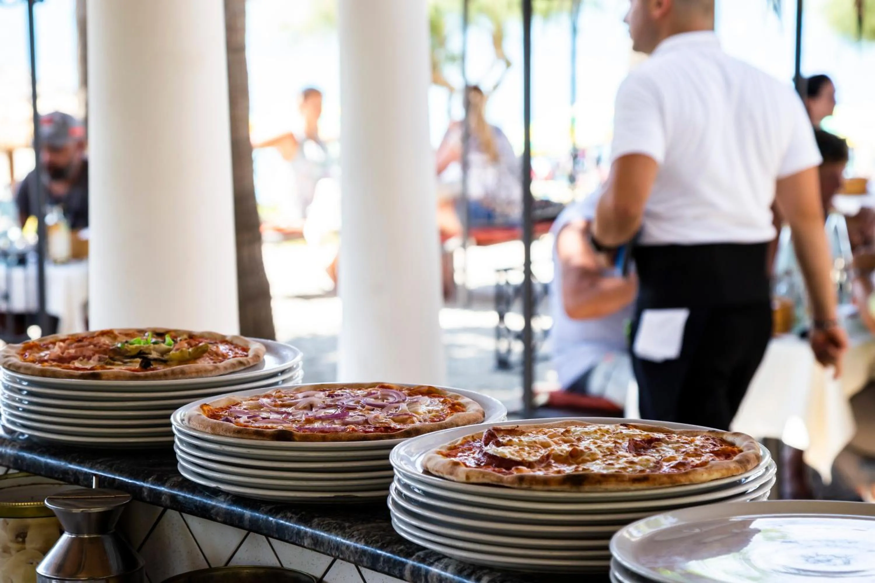 Restaurant/places to eat in Villaggio Il Gabbiano