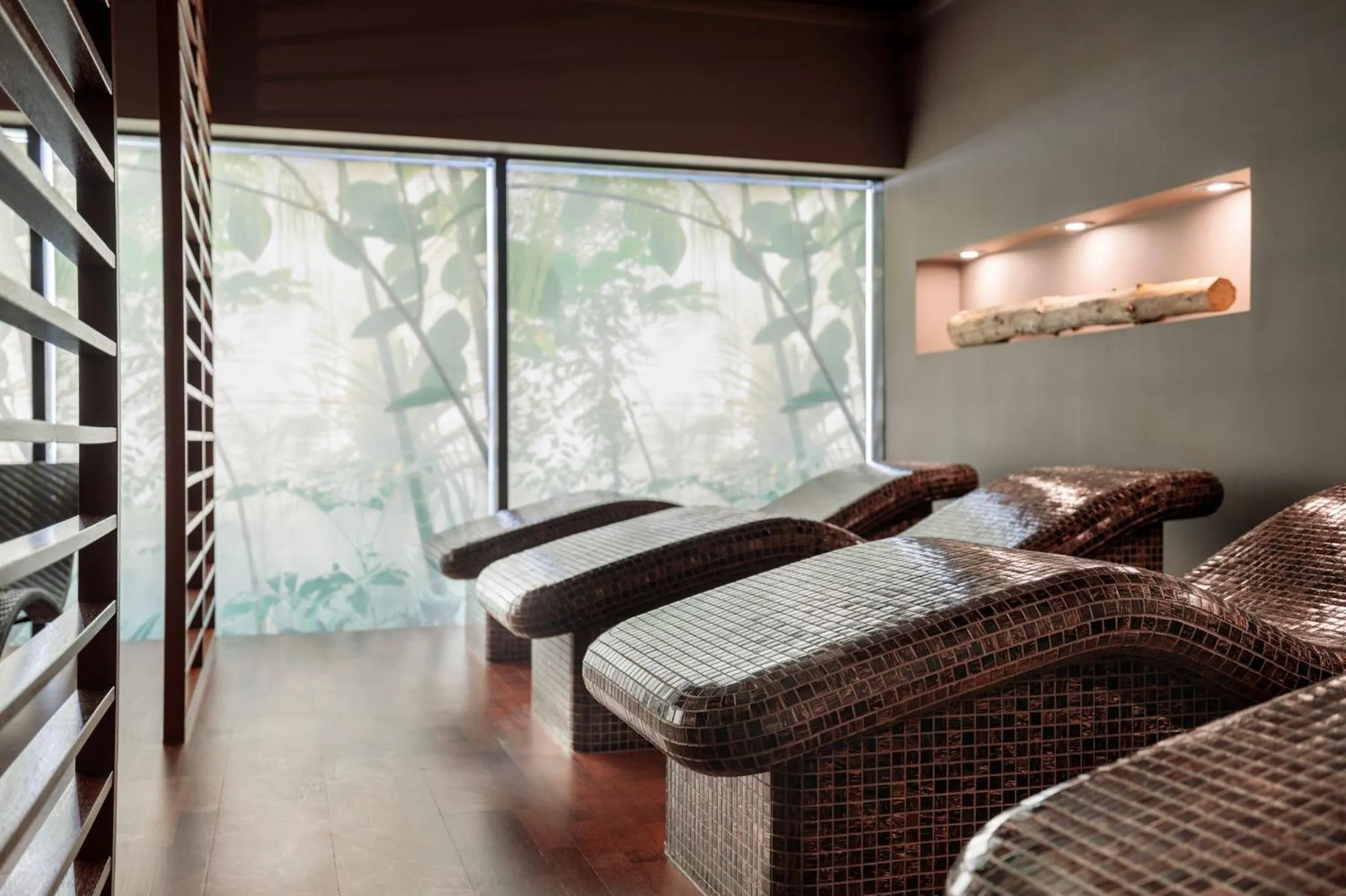 Spa and wellness centre/facilities in Marine Hotel by Zdrojowa