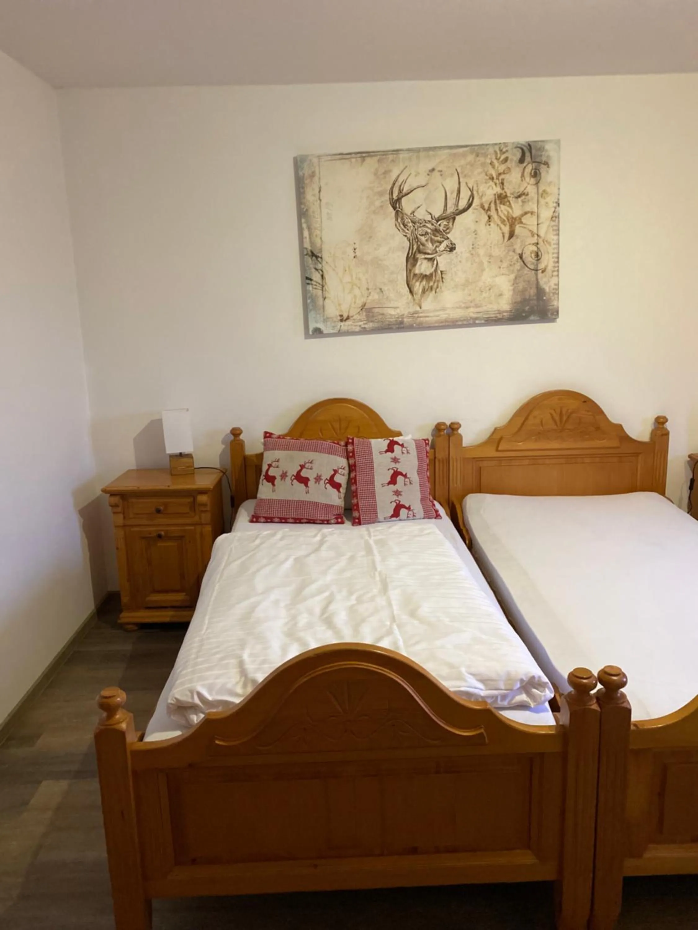 Photo of the whole room, Bed in Das kleine Landhotel