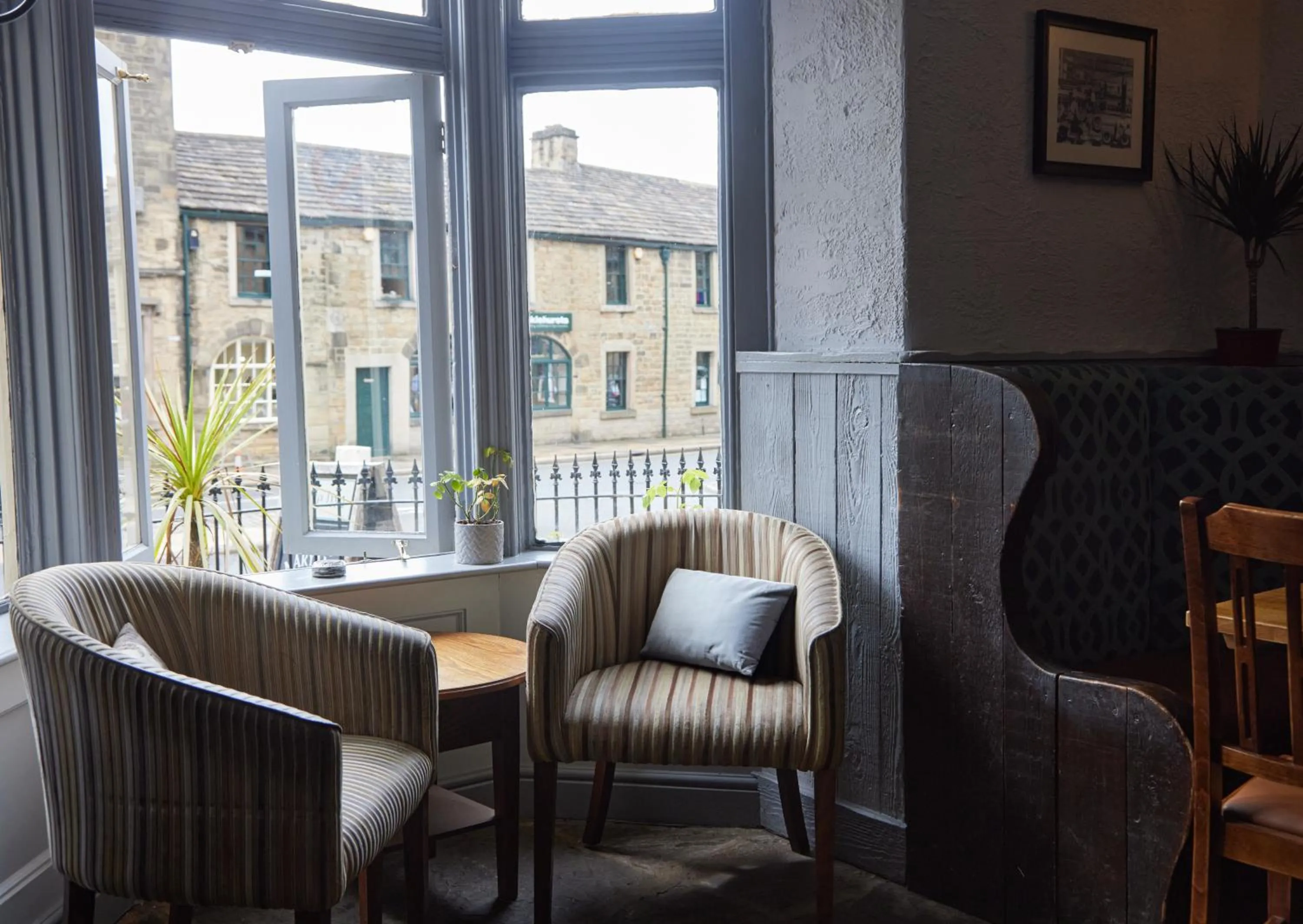 Restaurant/places to eat in Castle Inn by Greene King Inns