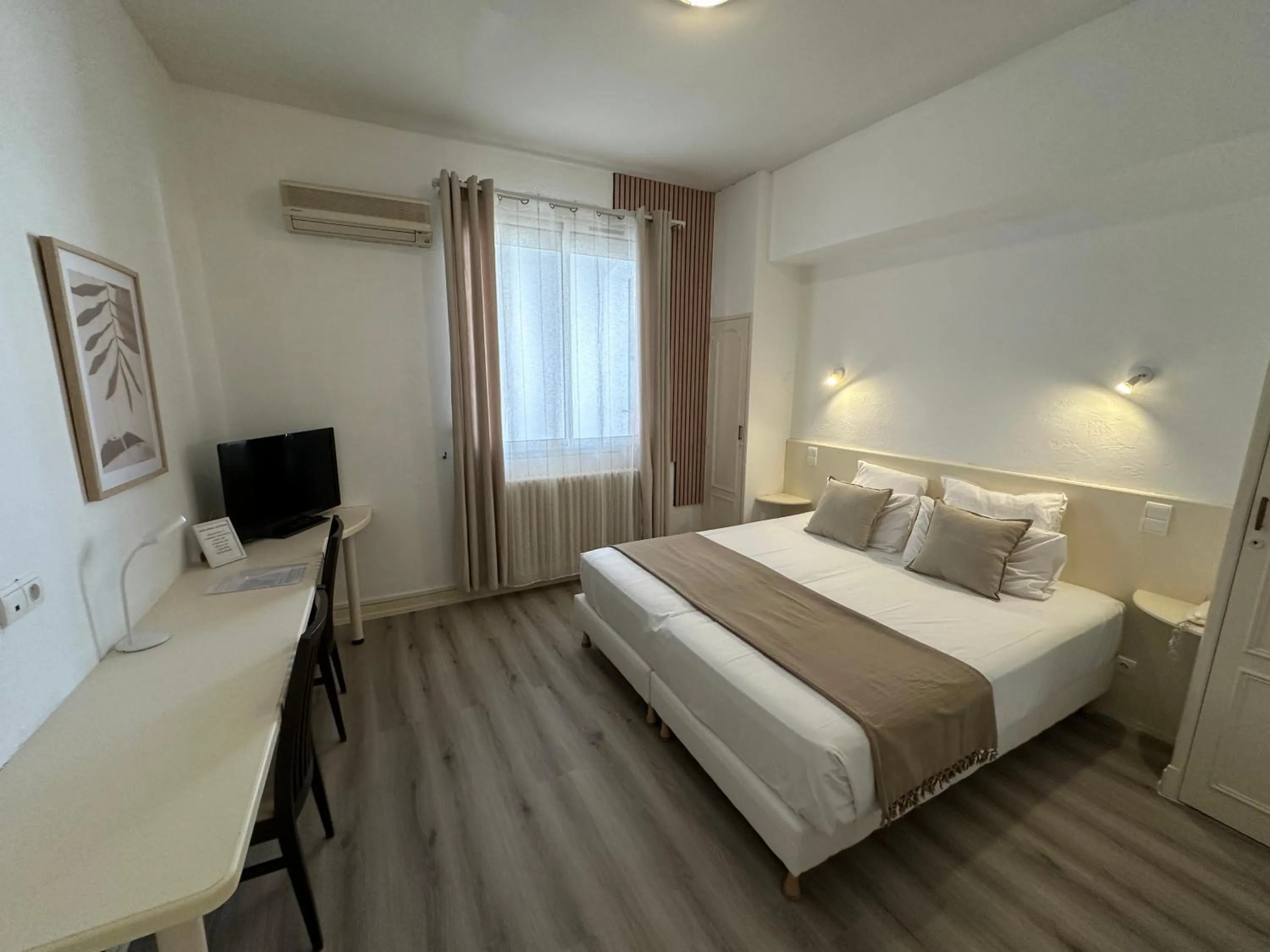 Bed in Hotel Chiffre