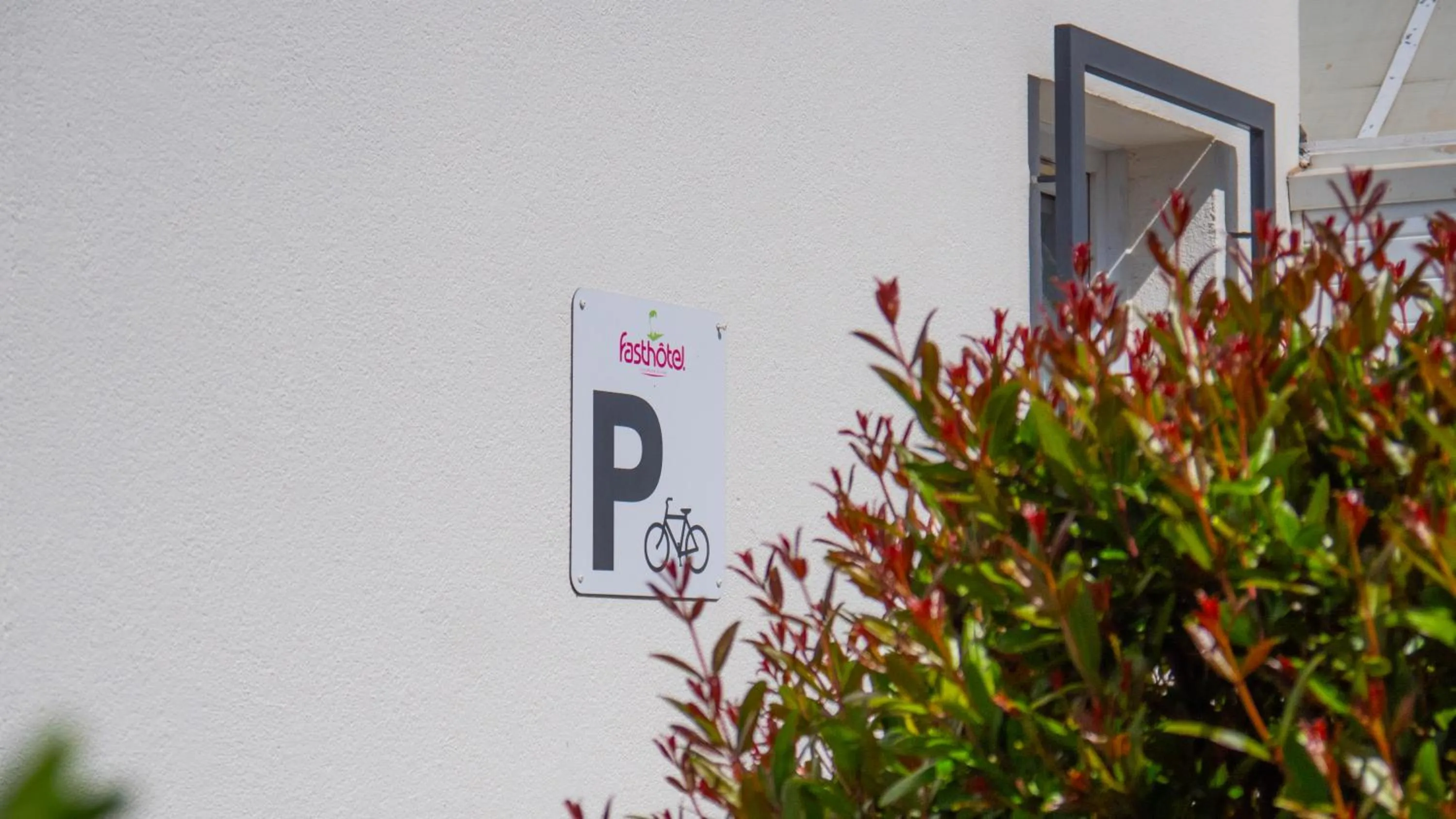 Parking in FastHotel Montpellier Ouest - Un Hôtel FH Classic