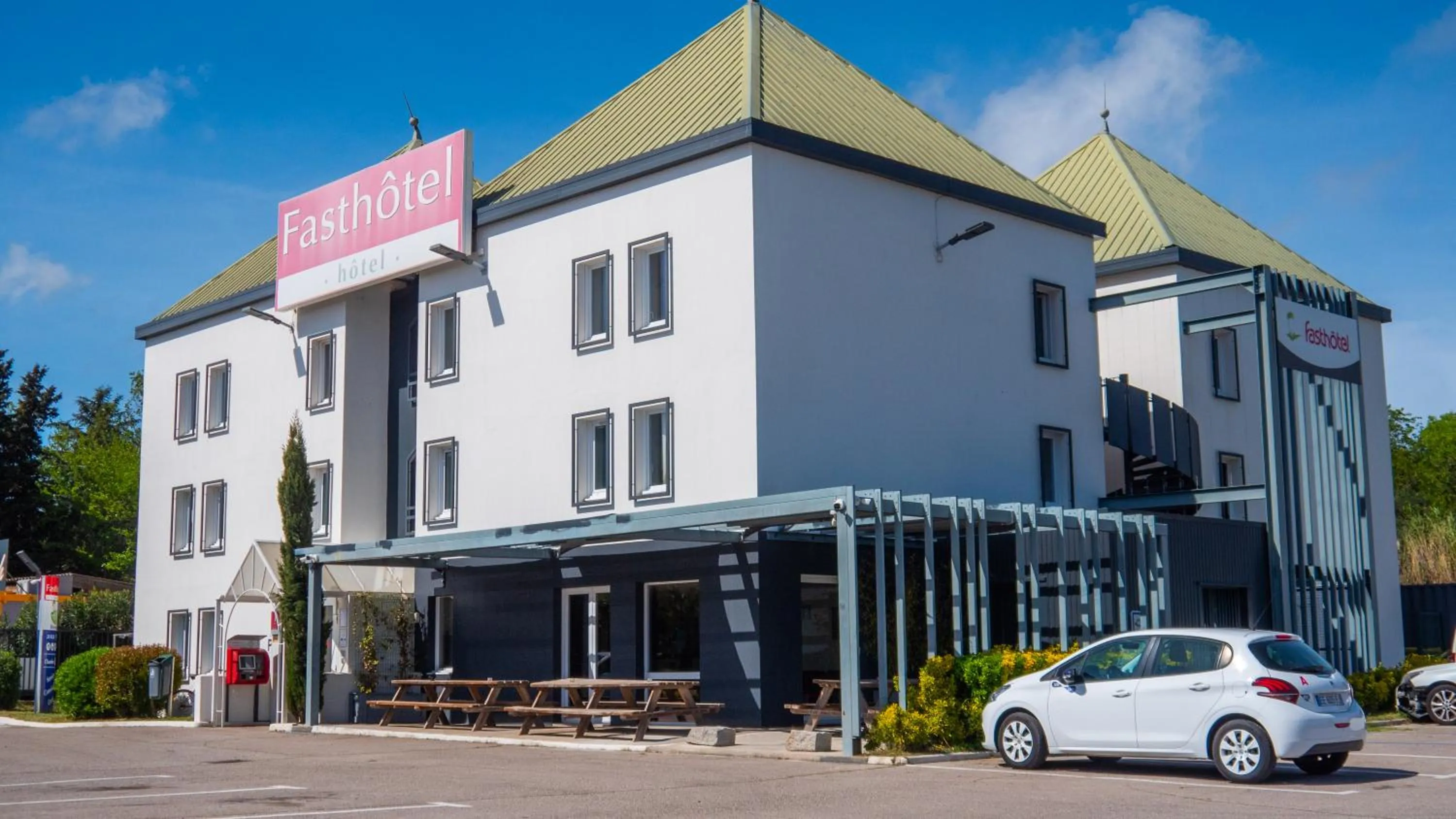 Property building in FastHotel Montpellier Ouest - Un Hôtel FH Classic