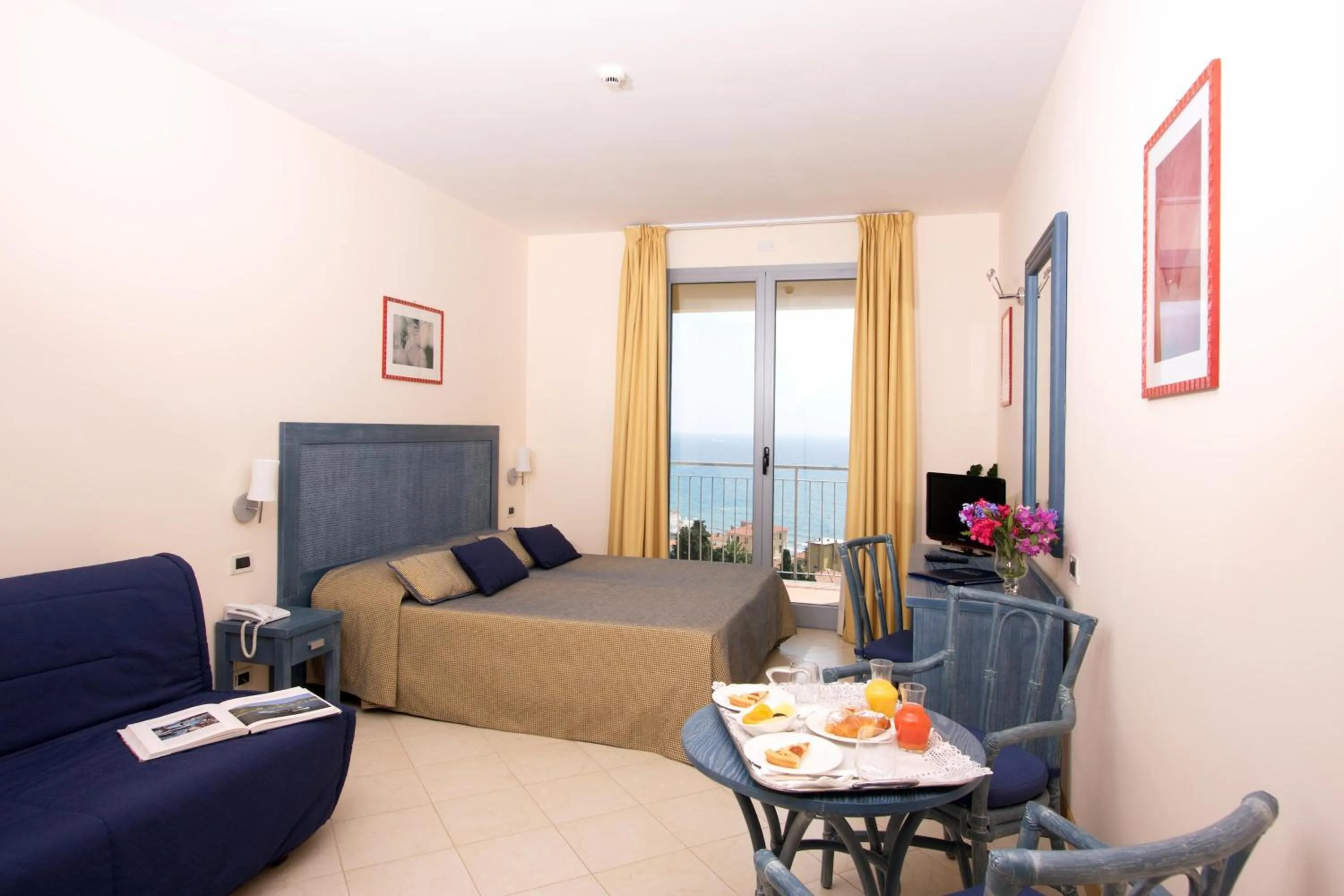 Bedroom in Hotel Metropol