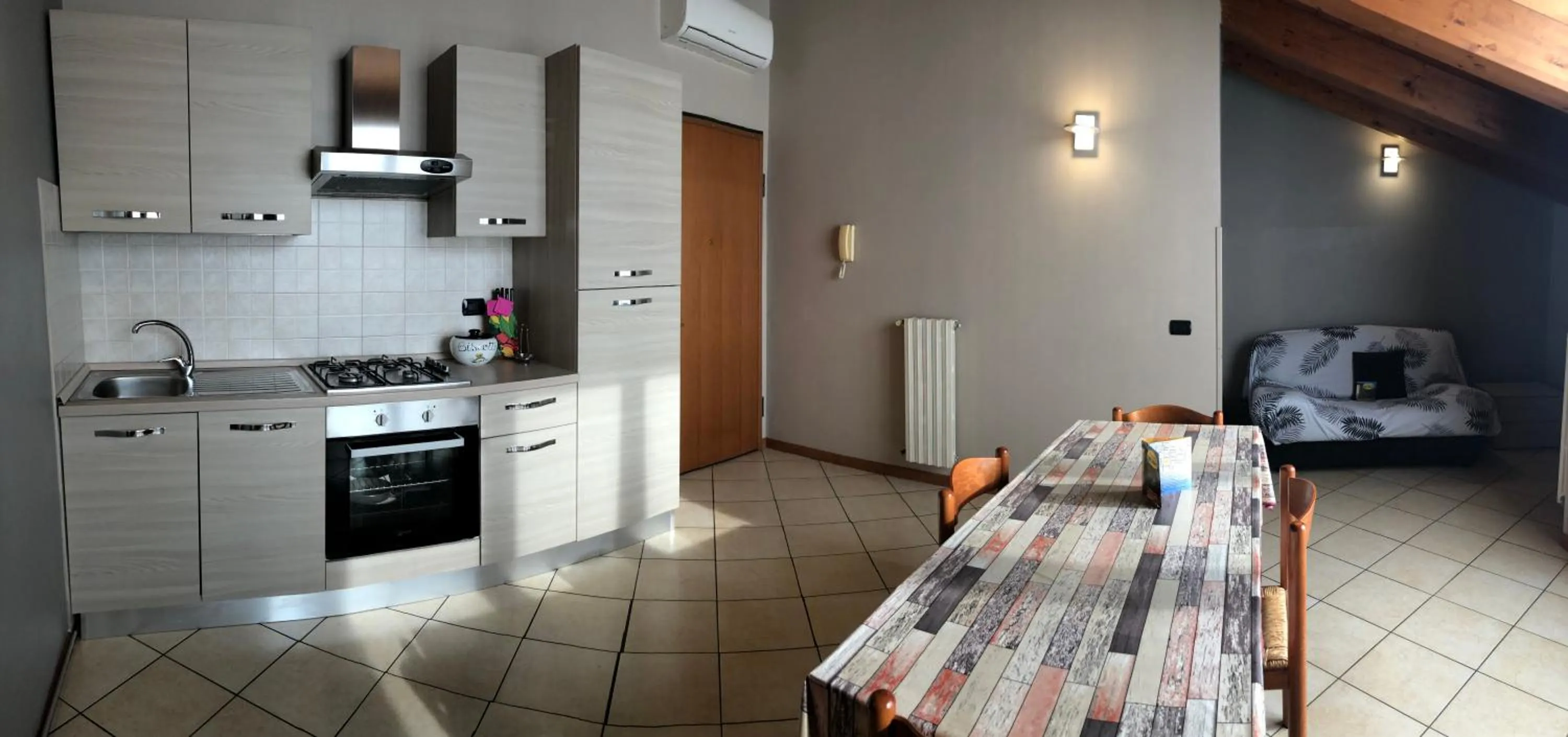 Kitchen or kitchenette, Bed in Residence Oasi Di Monza