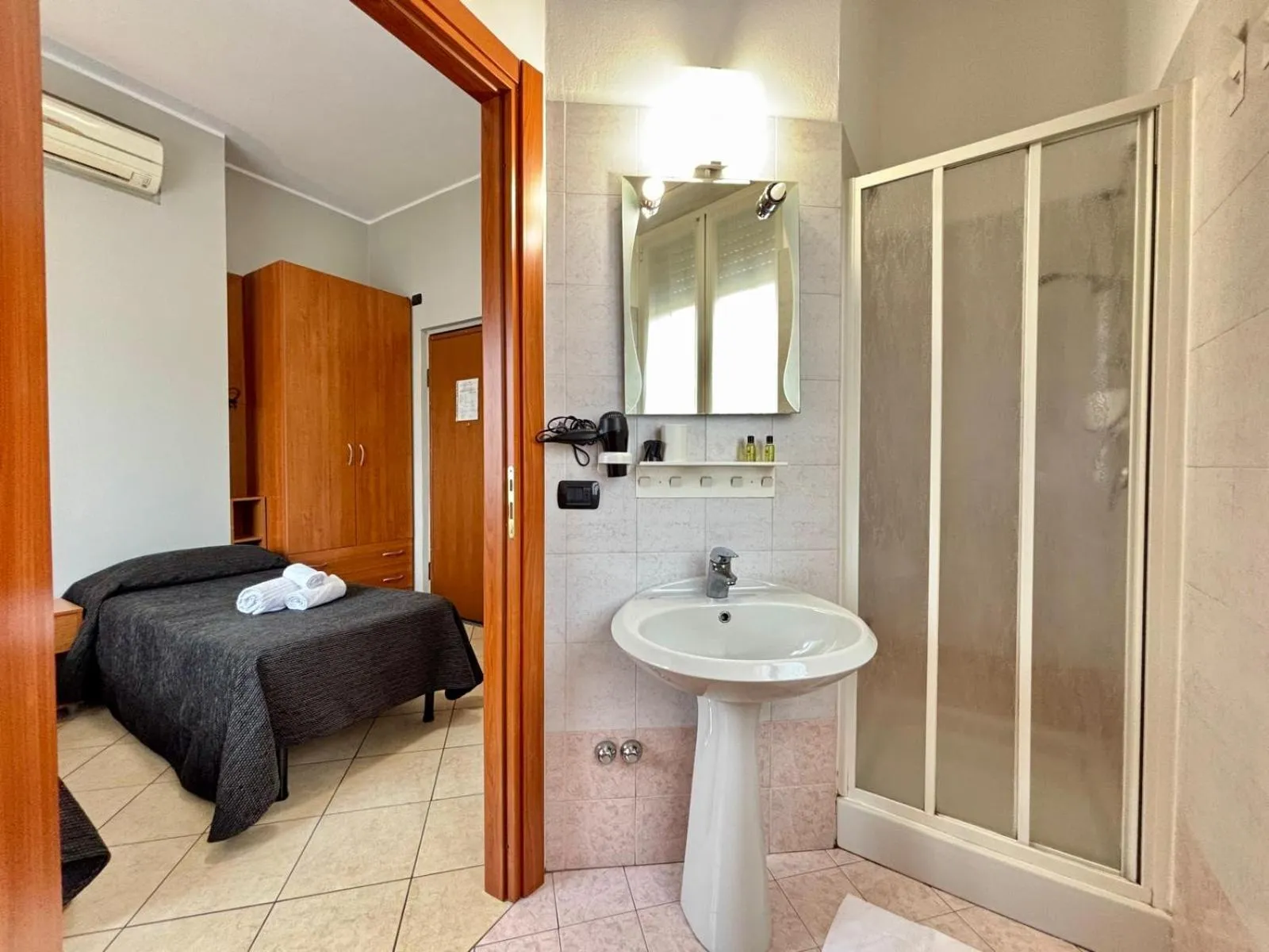 Shower in Residence Oasi Di Monza