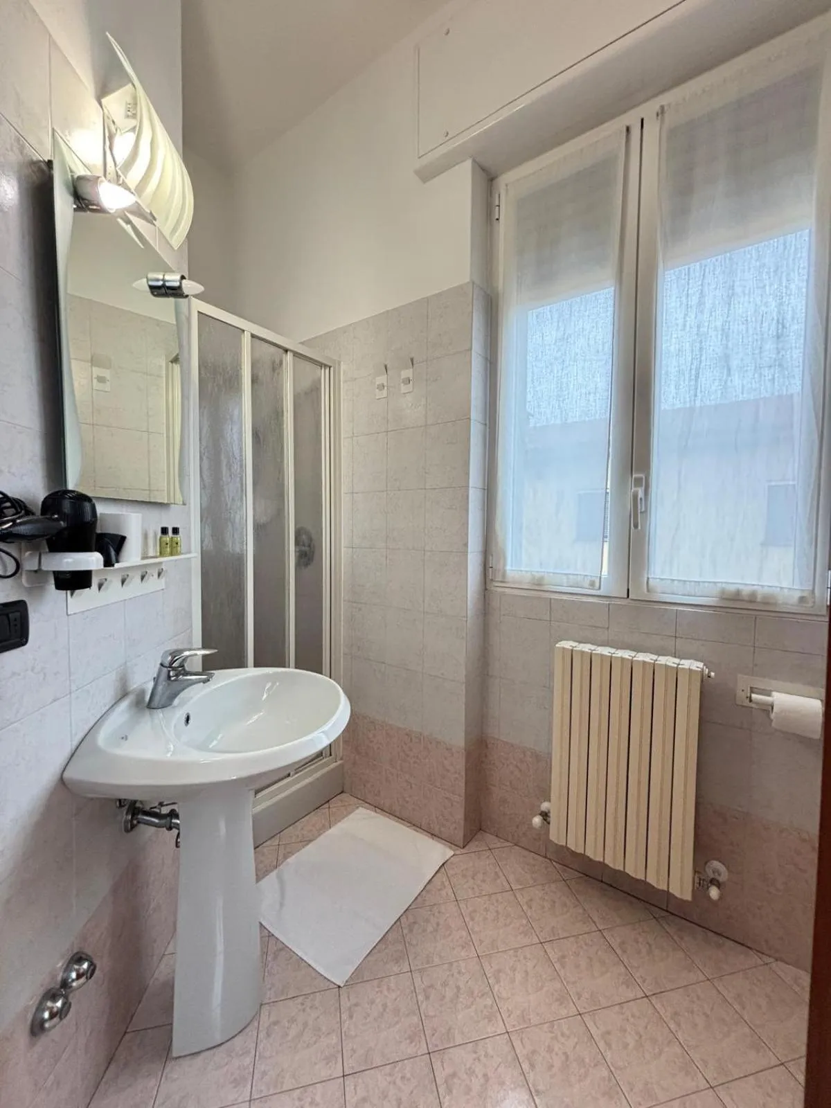 Bathroom in Residence Oasi Di Monza