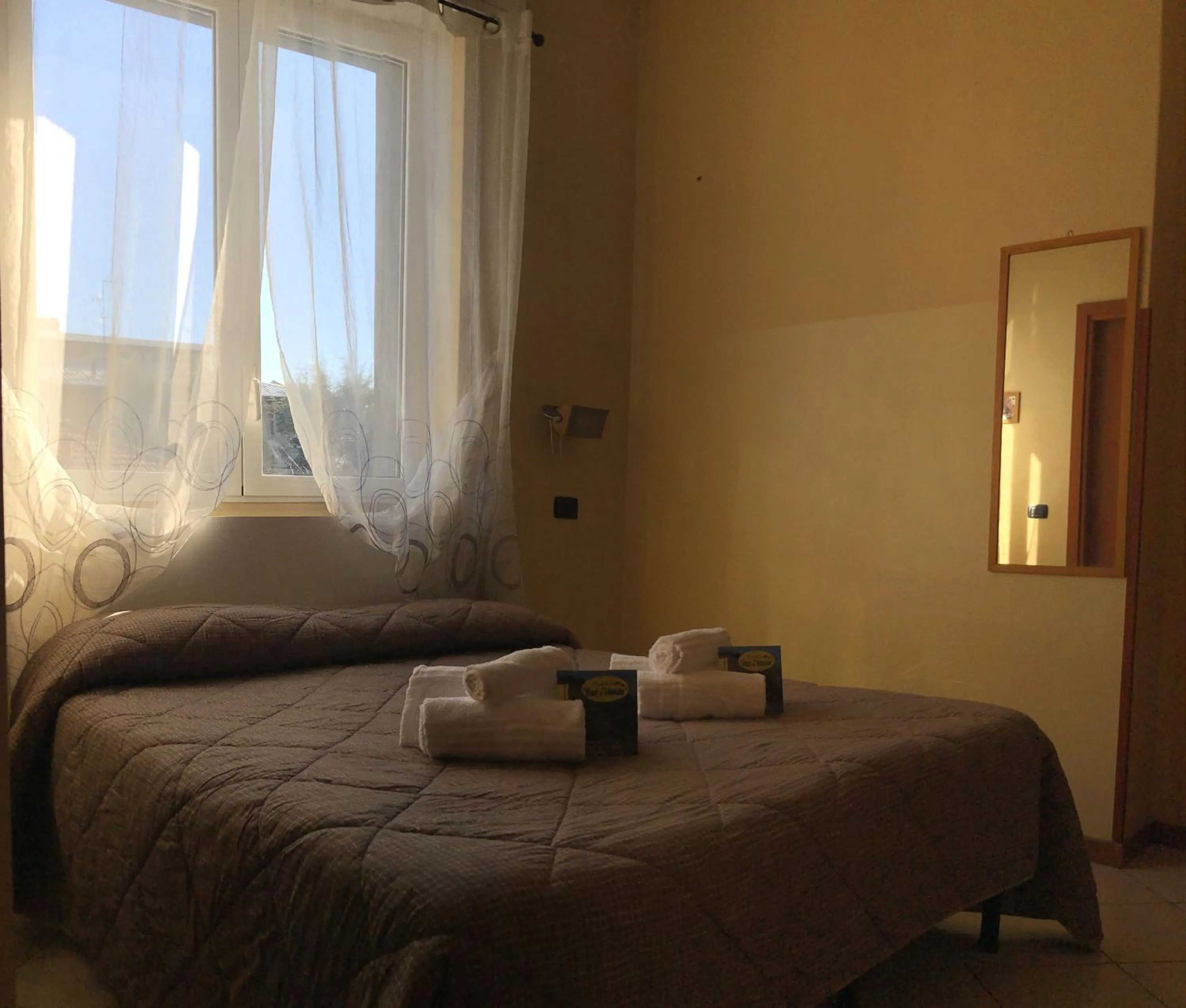 Bedroom, Bed in Residence Oasi Di Monza