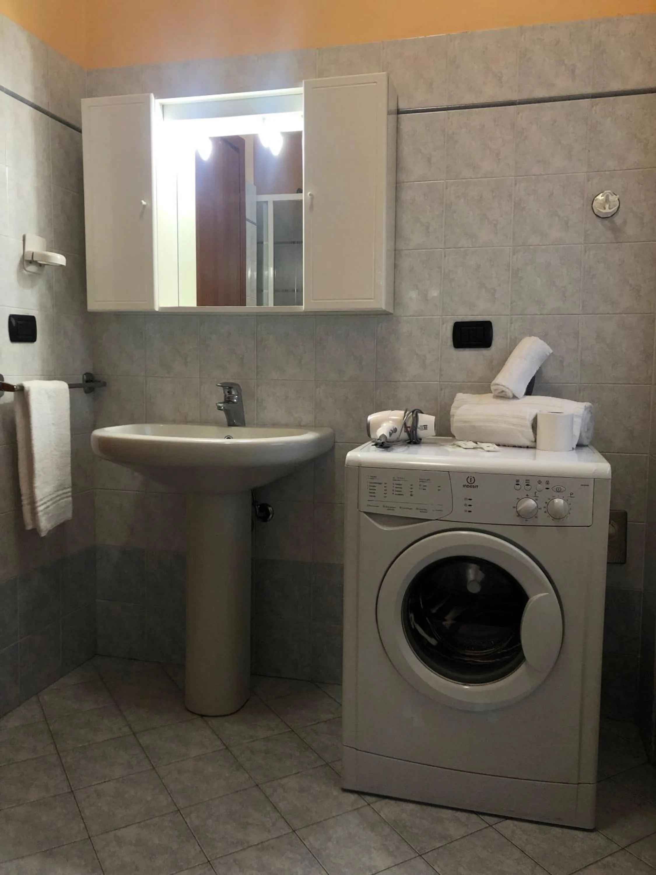 Bathroom in Residence Oasi Di Monza