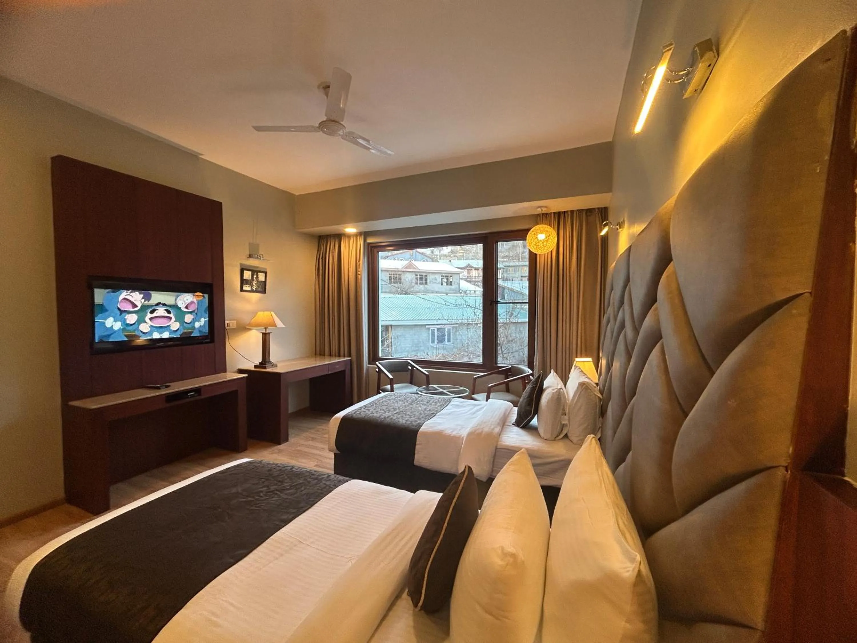 Bedroom, Bed in Hotel The Kargil