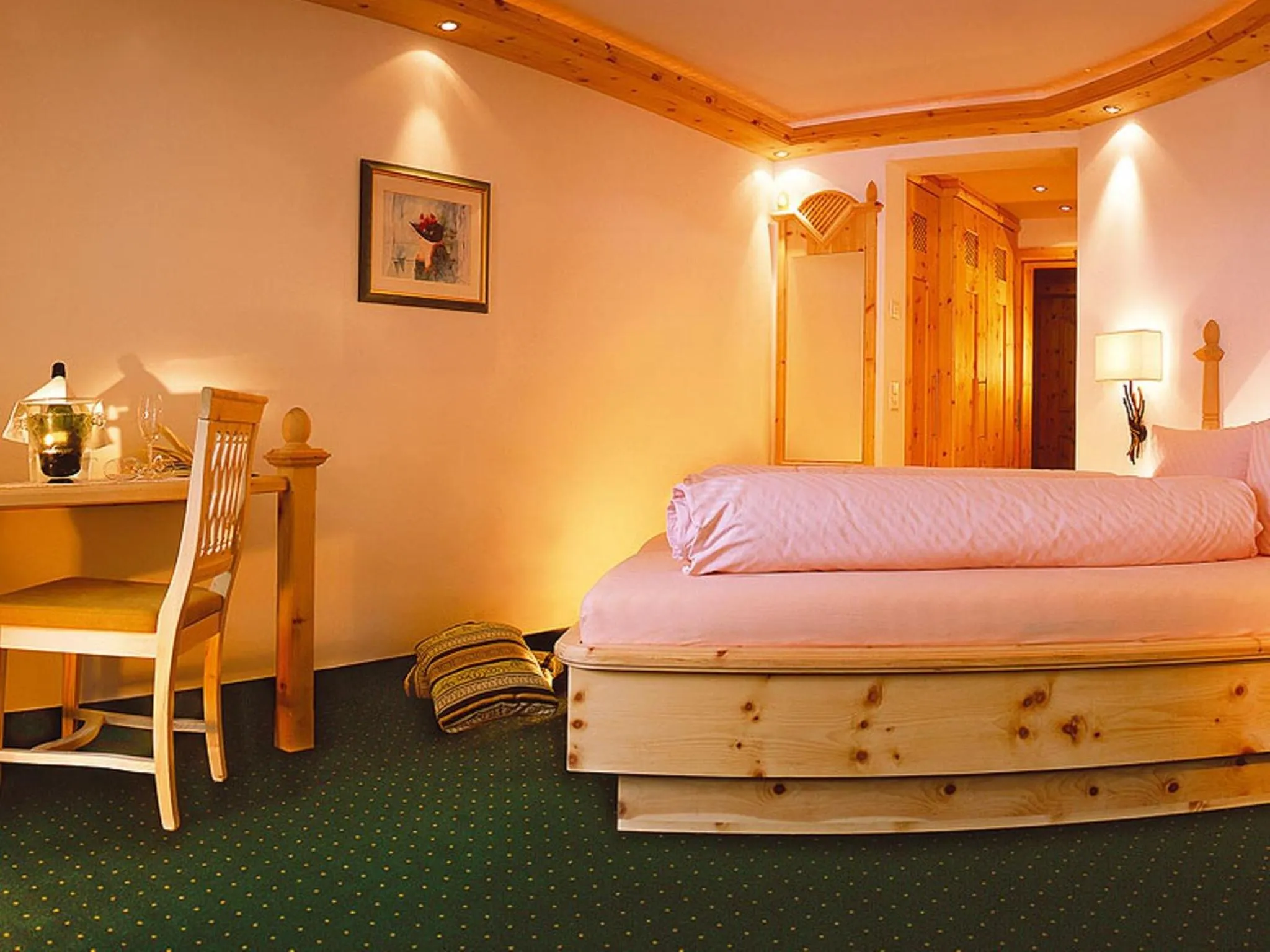 Bed in Hotel des Alpes