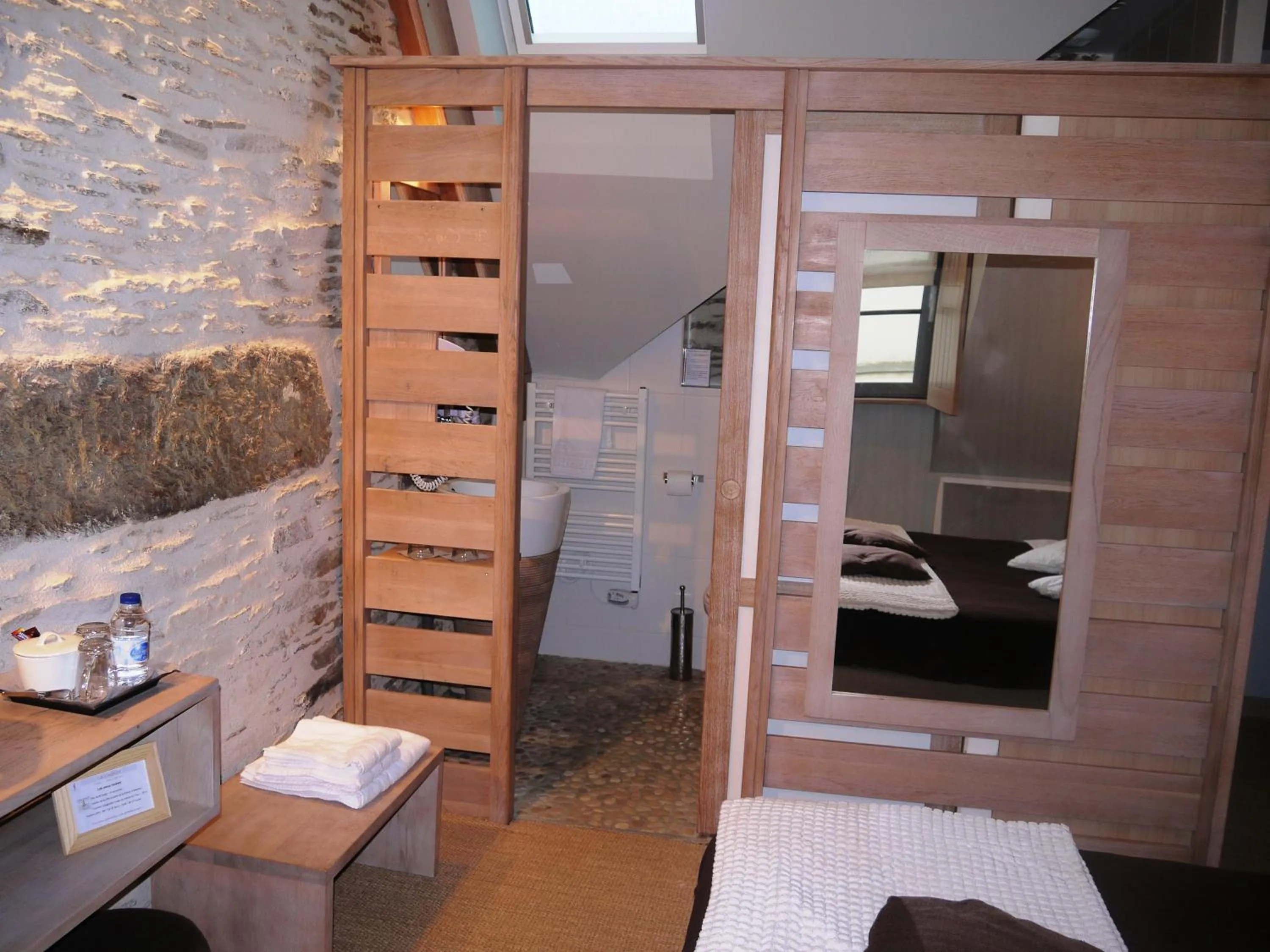 Standard Double Room in La Vinotière Chambres Appartements Spa