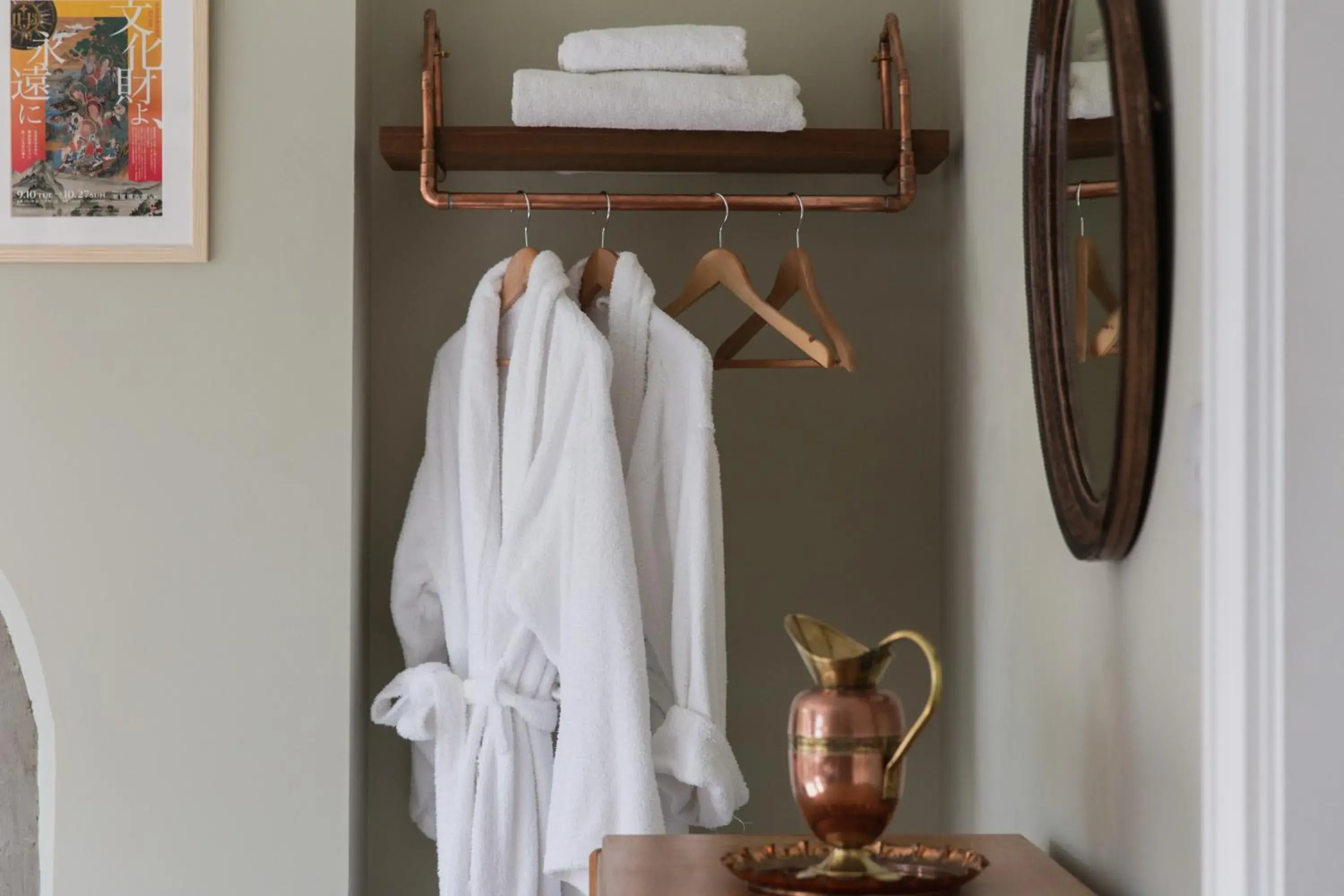 Deluxe Double Room with Bath in Bridstow Guest House Deluxe Double Room with Bath in Bridstow Guest House