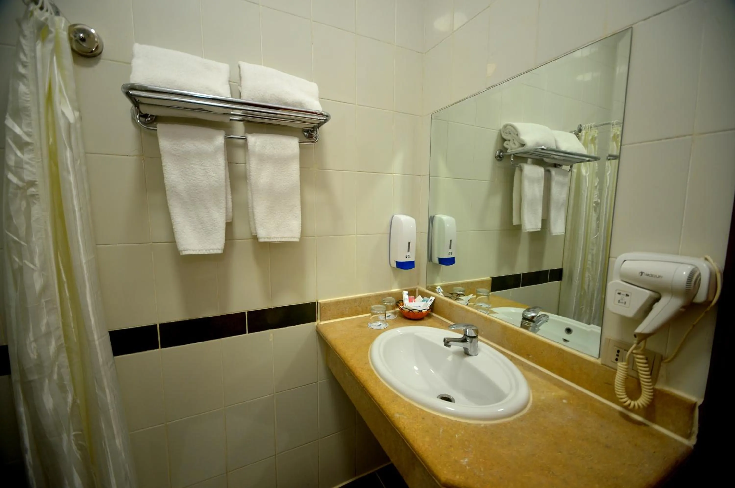 Bathroom in Falcon Naama Star Hotel