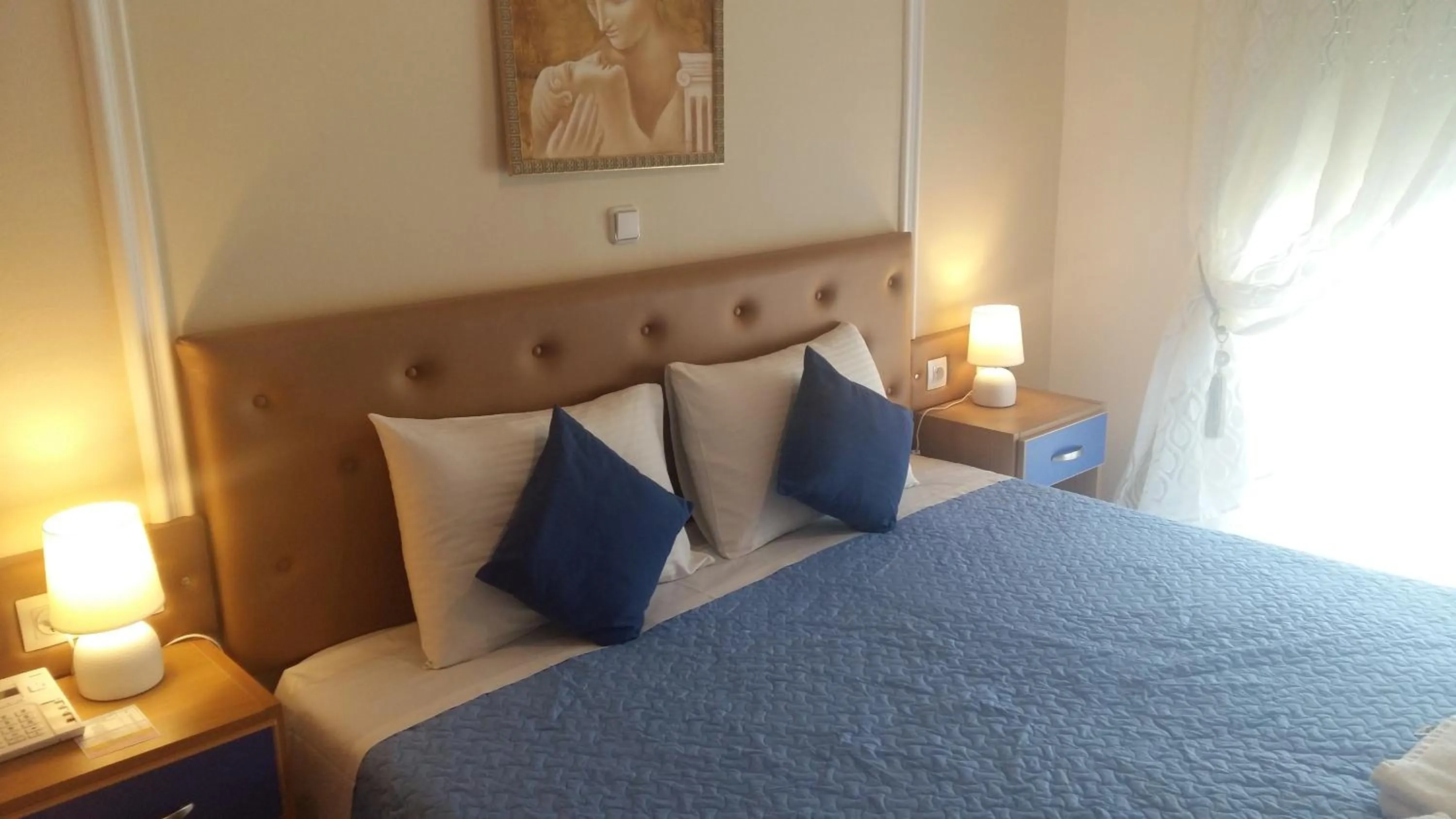 Pantheon Deluxe Apartments