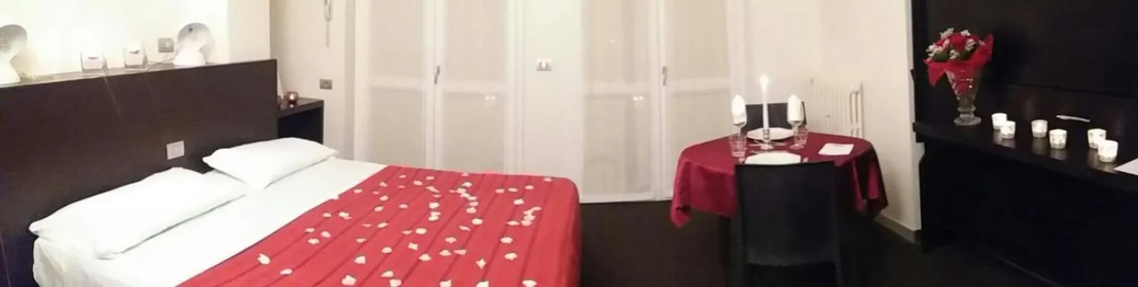 Bed in Hotel Firenze