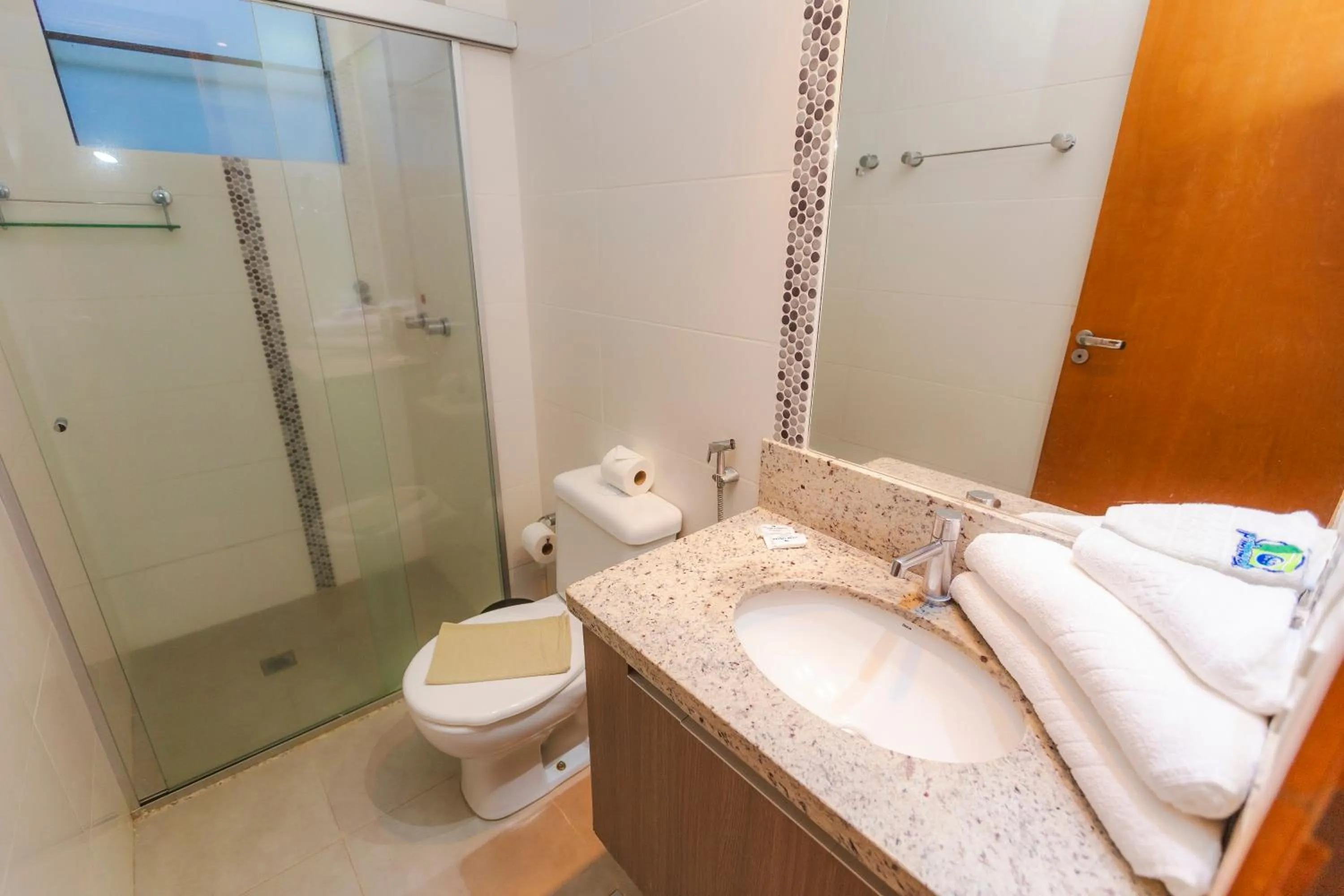 Shower in Marina Flat - OFICIAL