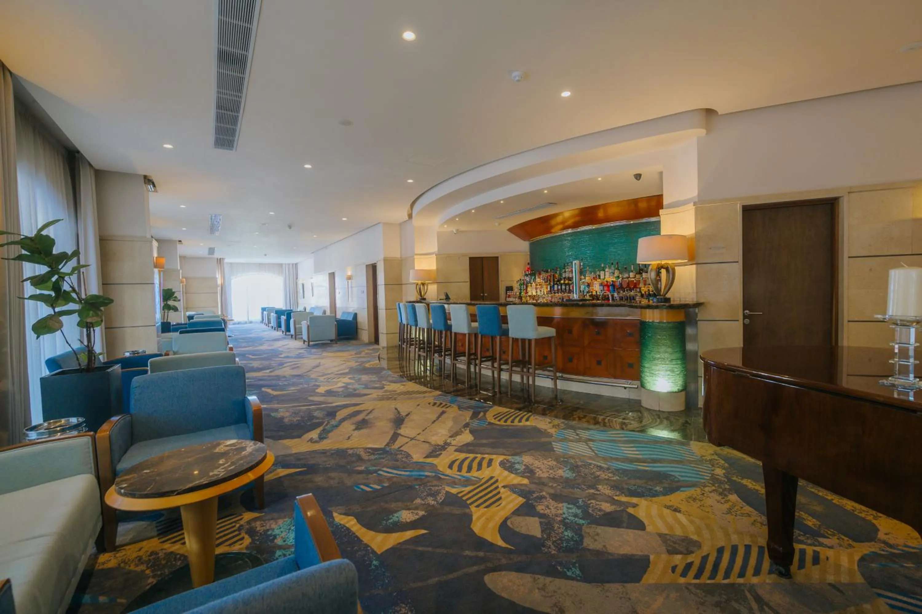 Living room in Maritim Antonine Hotel & Spa