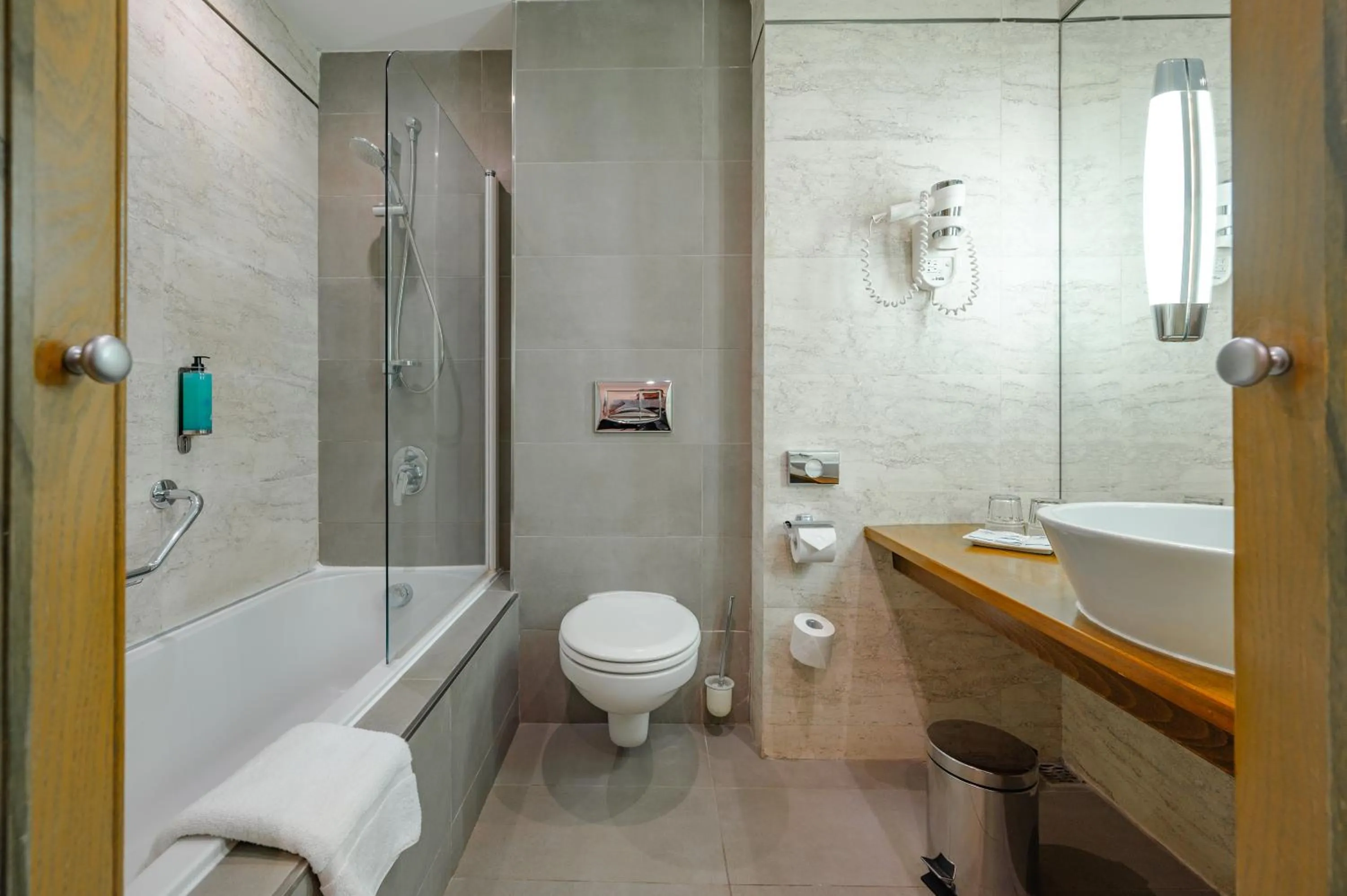 Bathroom in Maritim Antonine Hotel & Spa