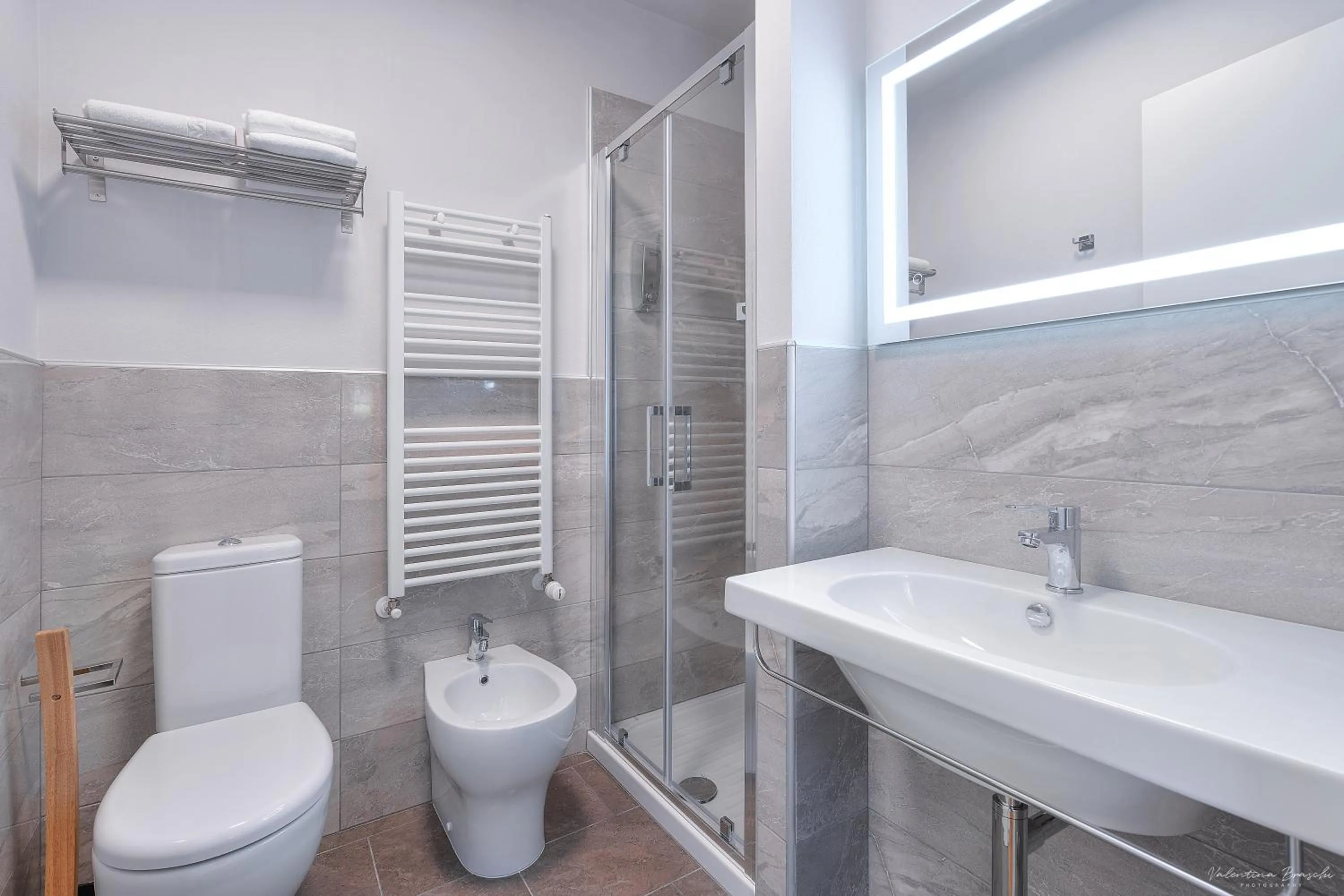 Bathroom in Hotel Cosmos