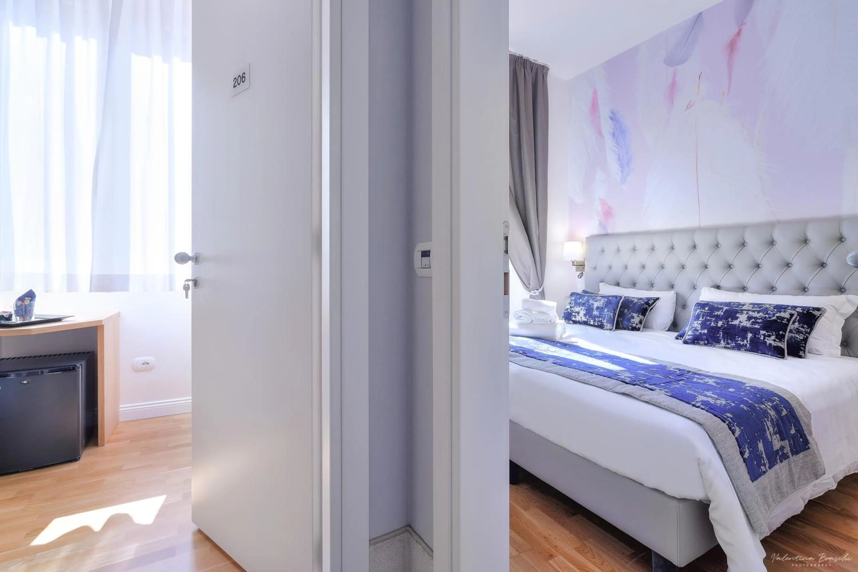 Photo of the whole room, Bed in Hotel Cosmos