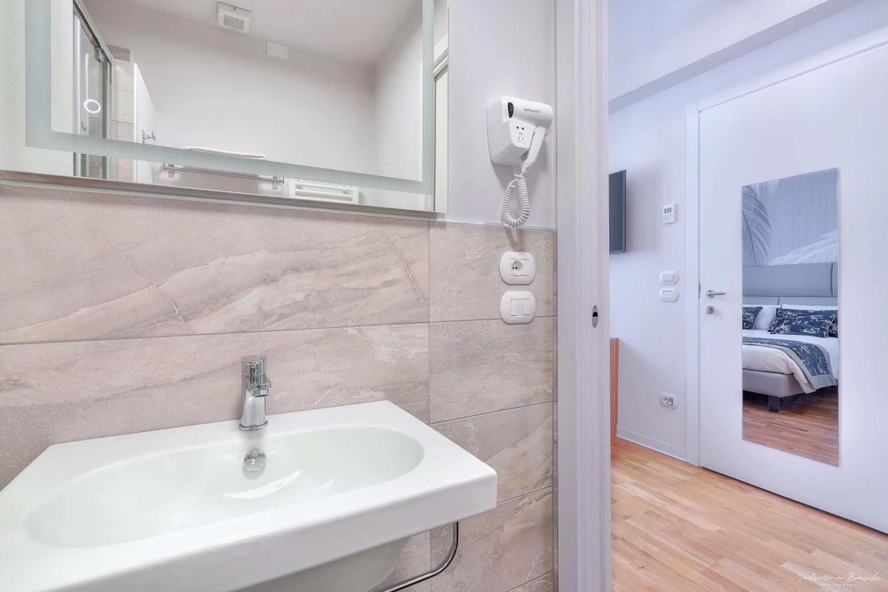 Bathroom in Hotel Cosmos