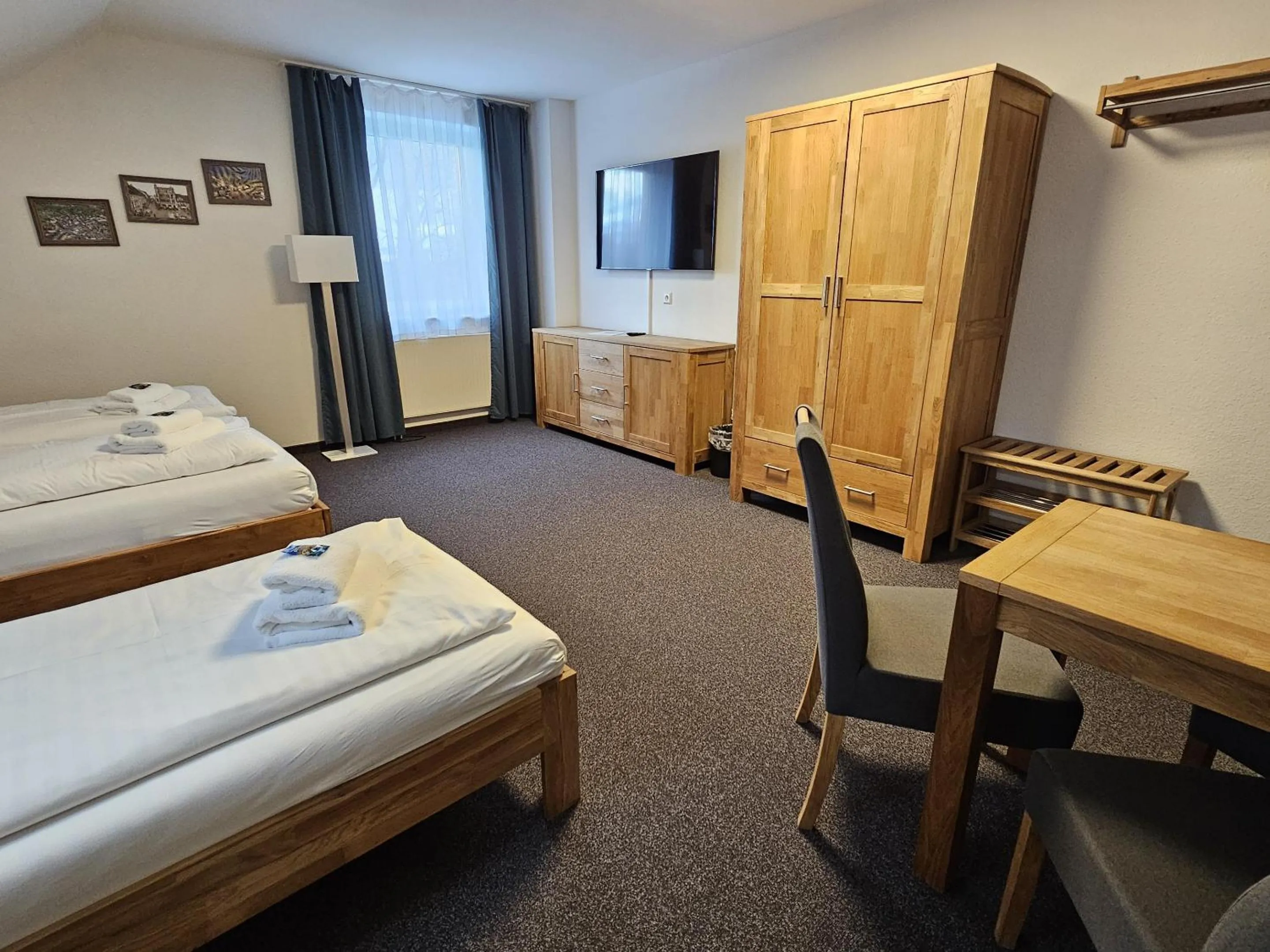 Bedroom, Bed in Parkhotel Senftenberg