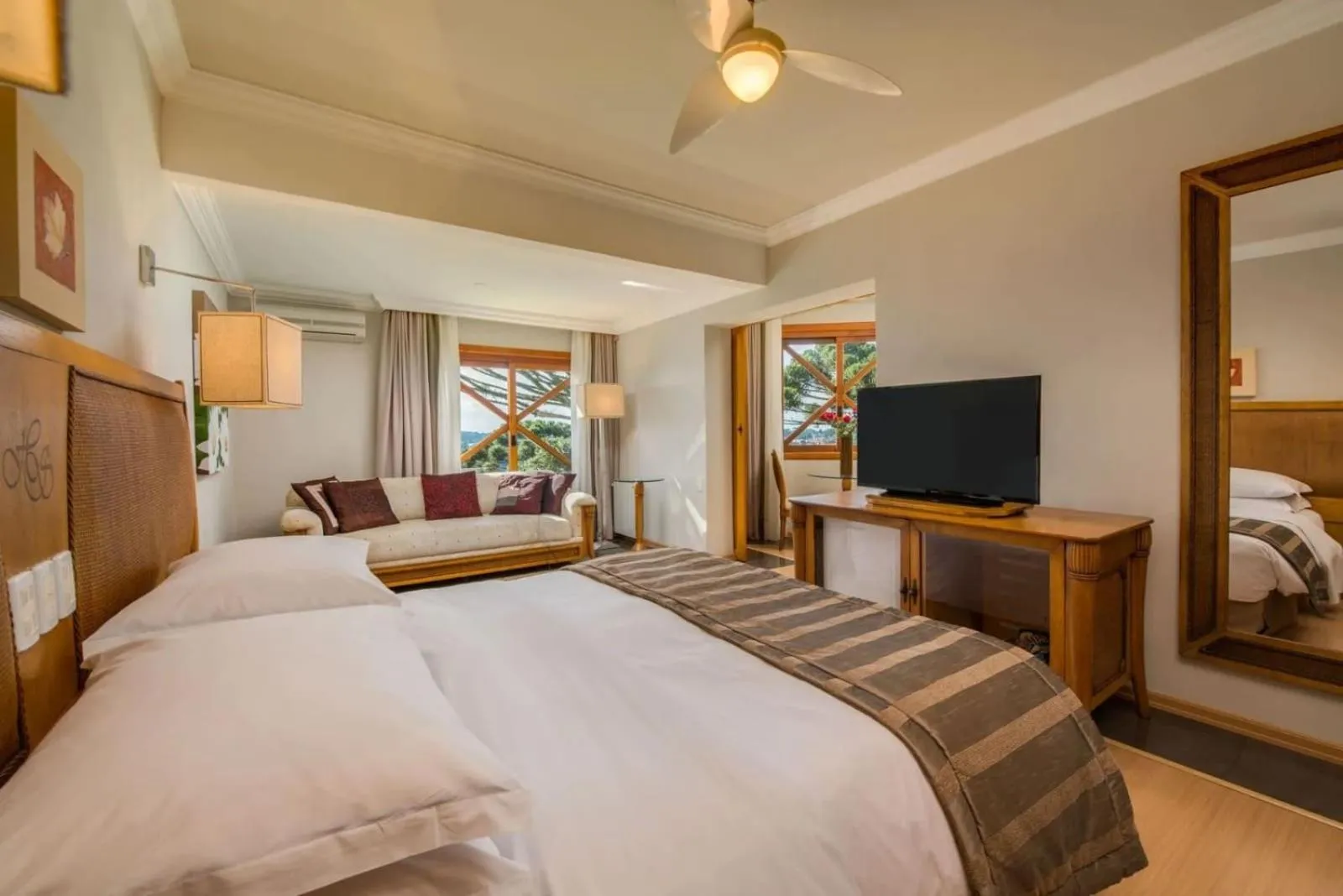 Bed in Wish Serrano Resort