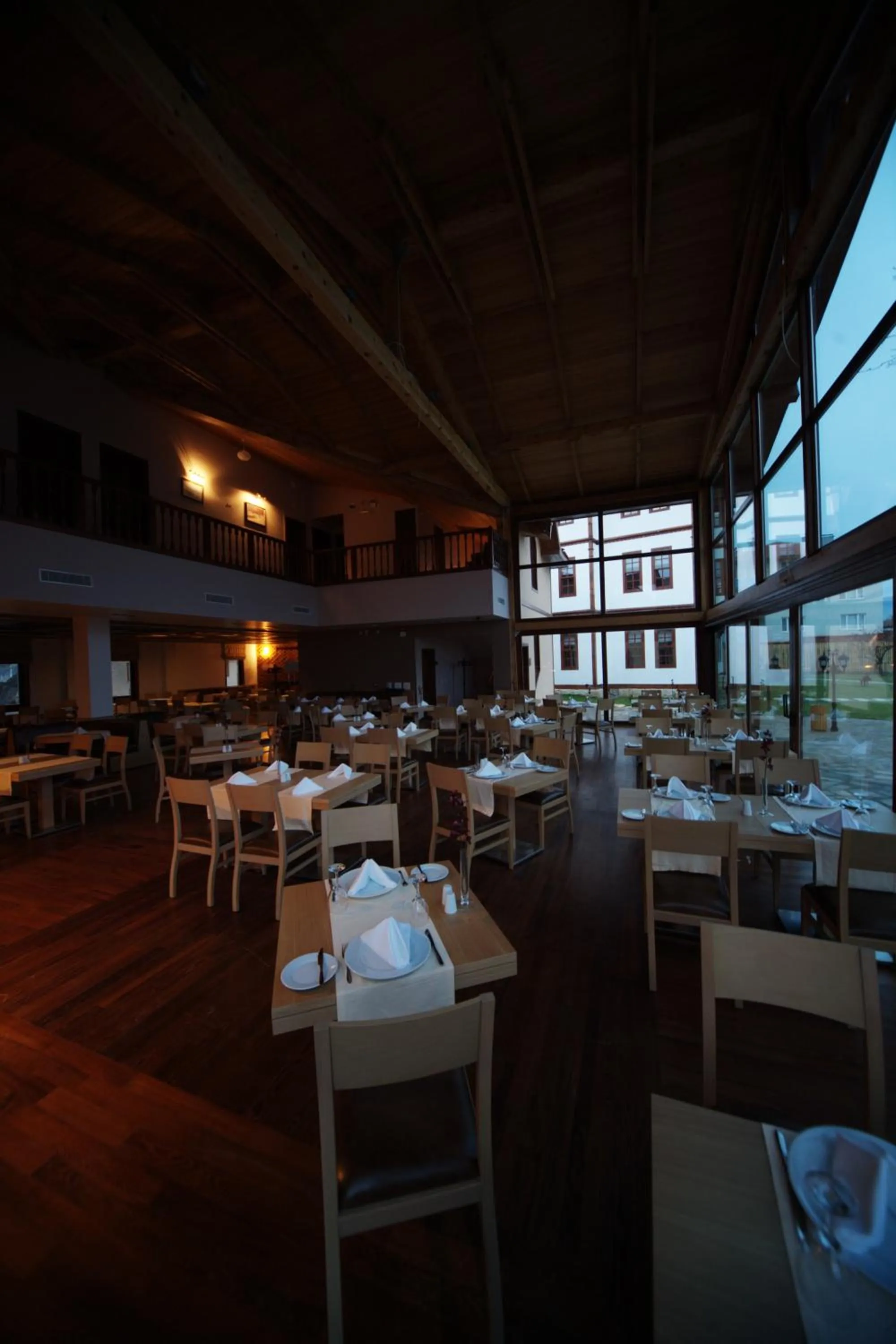 Restaurant/places to eat in Iksir Resort Town