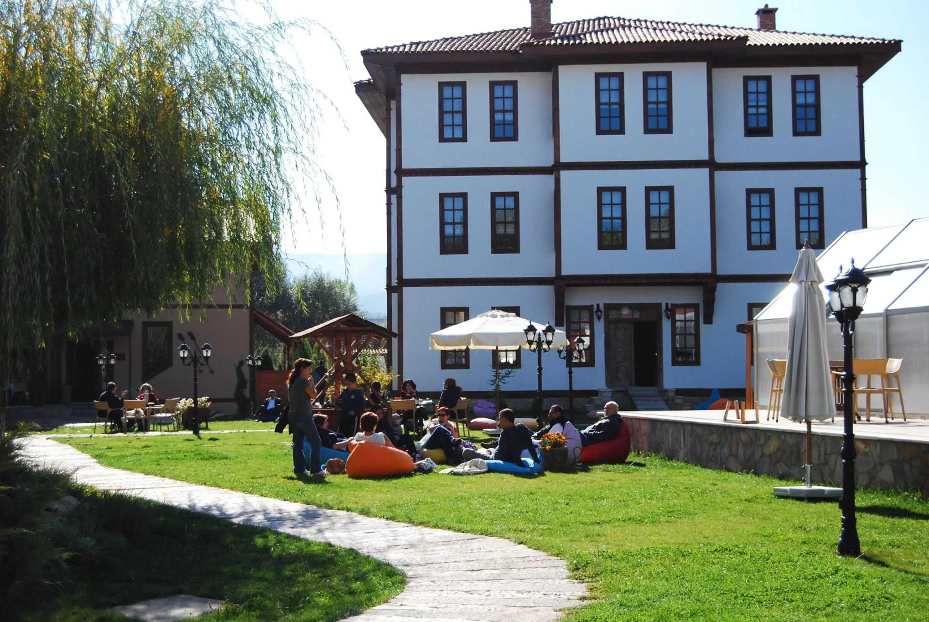 Guests in Iksir Resort Town