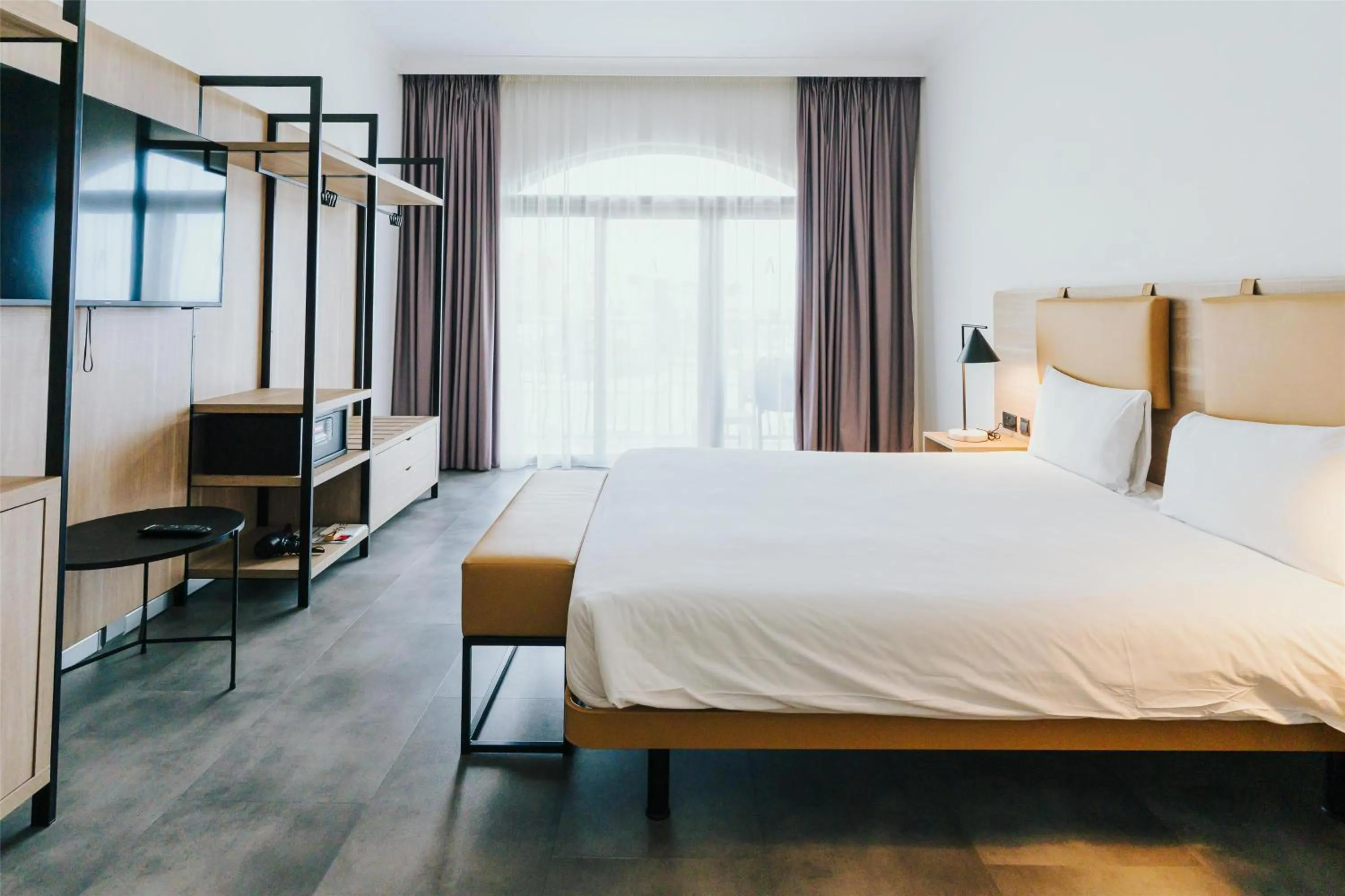 Bedroom, Bed in Cavalieri Hotel Malta, a member of Radisson Individuals