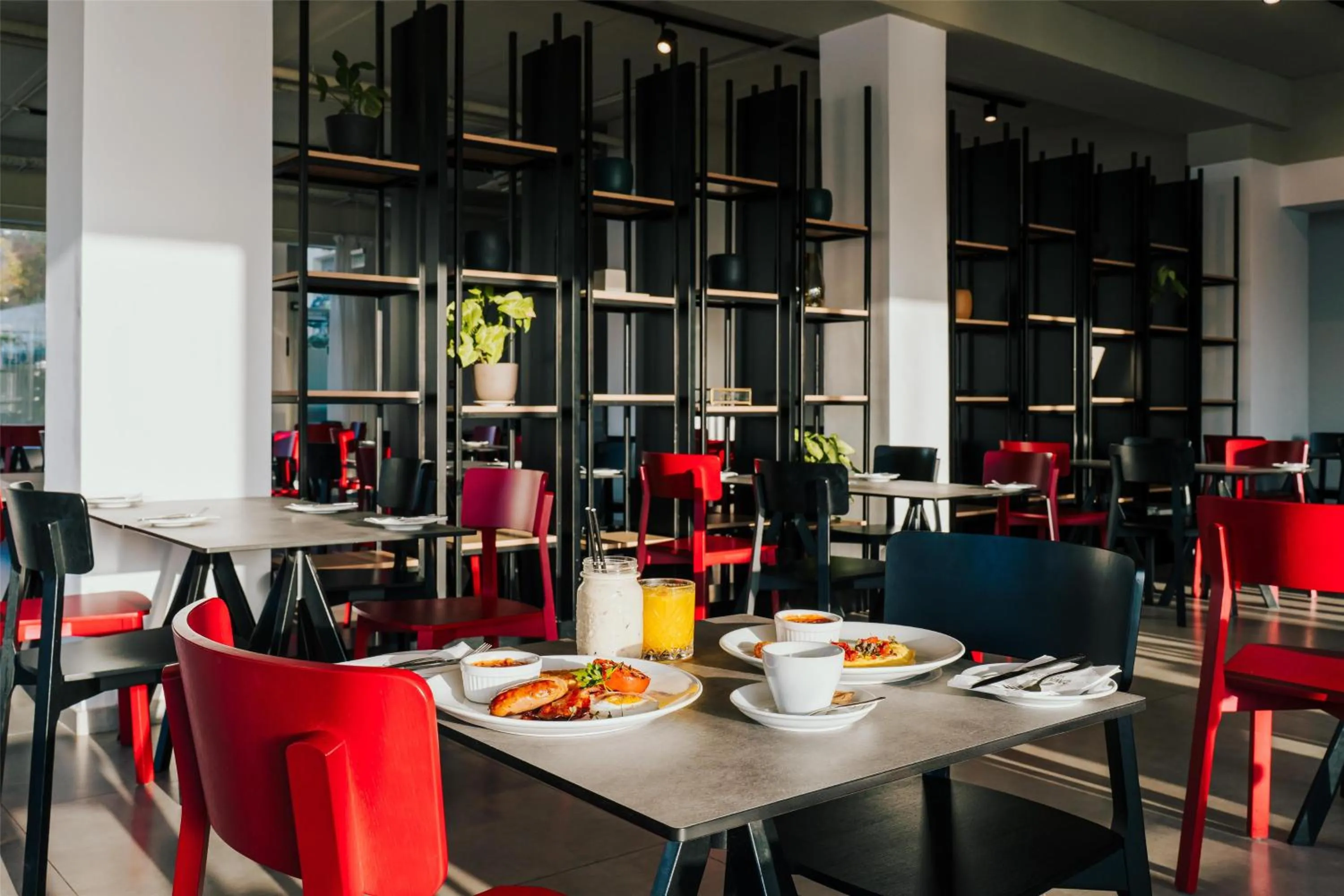 Food and drinks in Cavalieri Hotel Malta, a member of Radisson Individuals