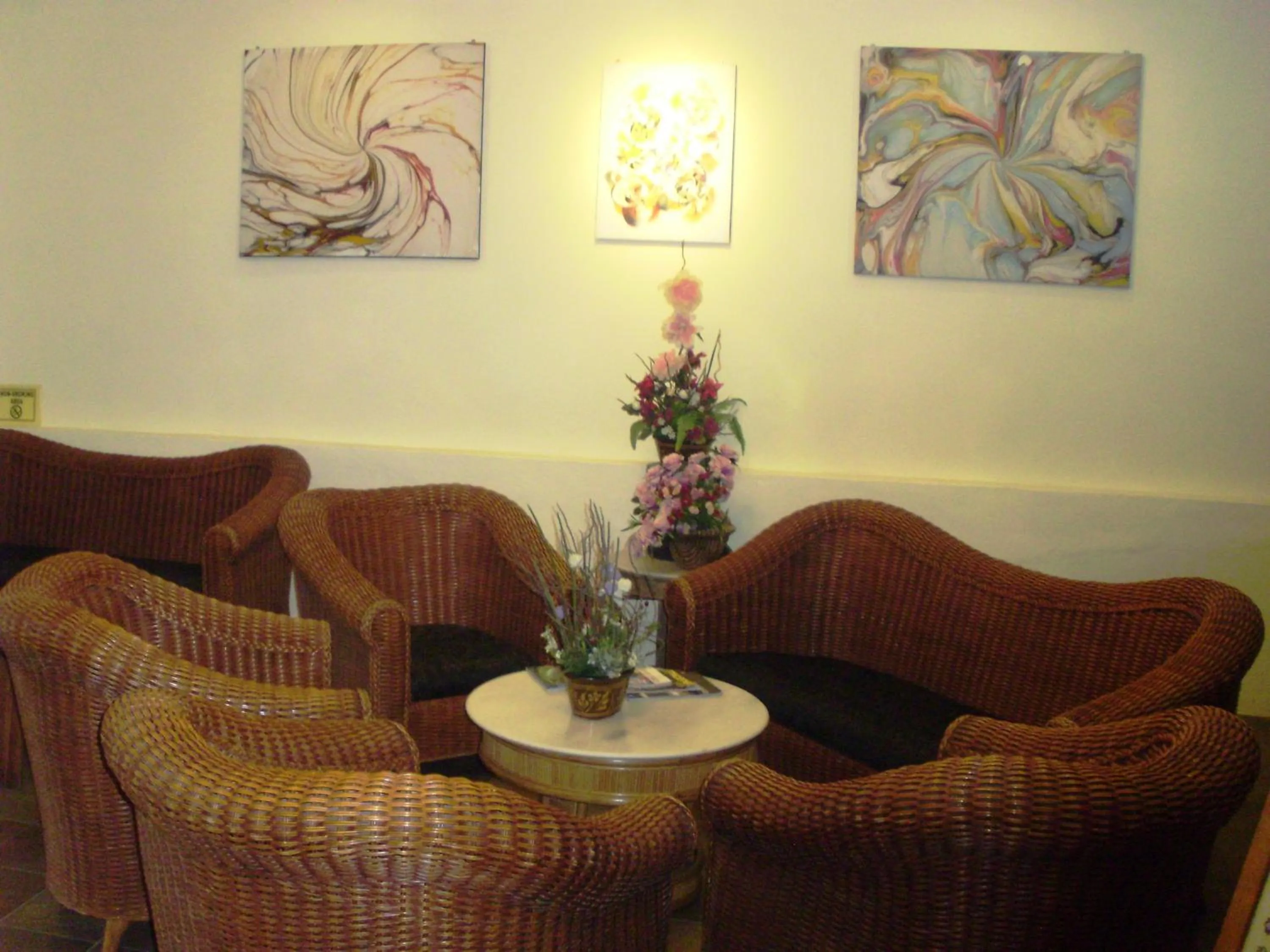 Lobby or reception in Eagle Bay Hotel