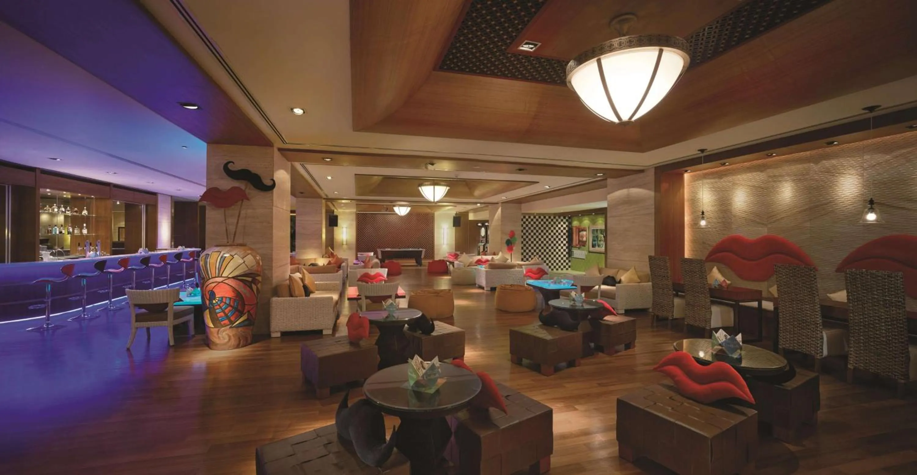 Lounge or bar in Shangri-La Rasa Sayang, Penang