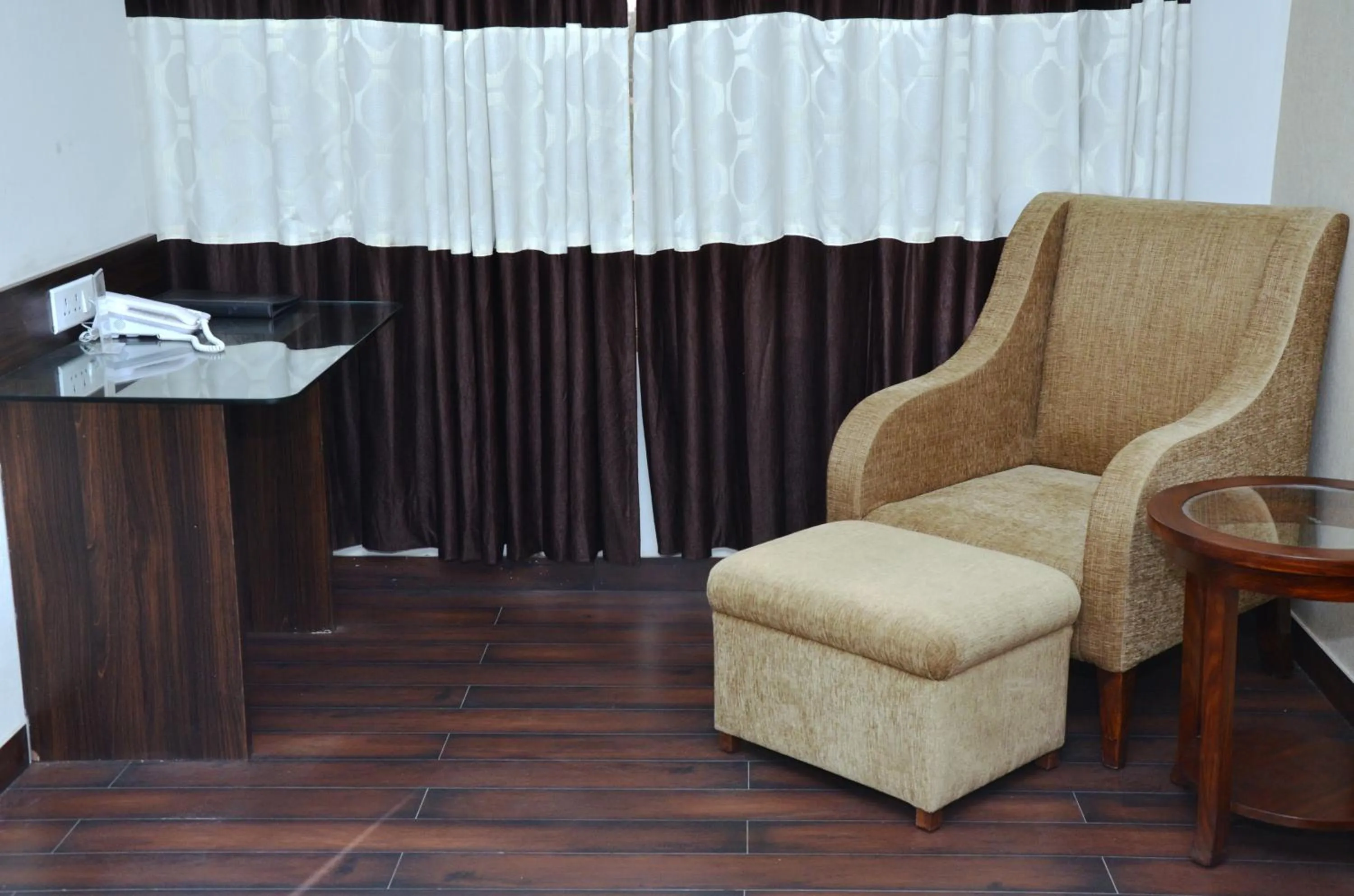 Photo of the whole room in Hotel Fortune Blue