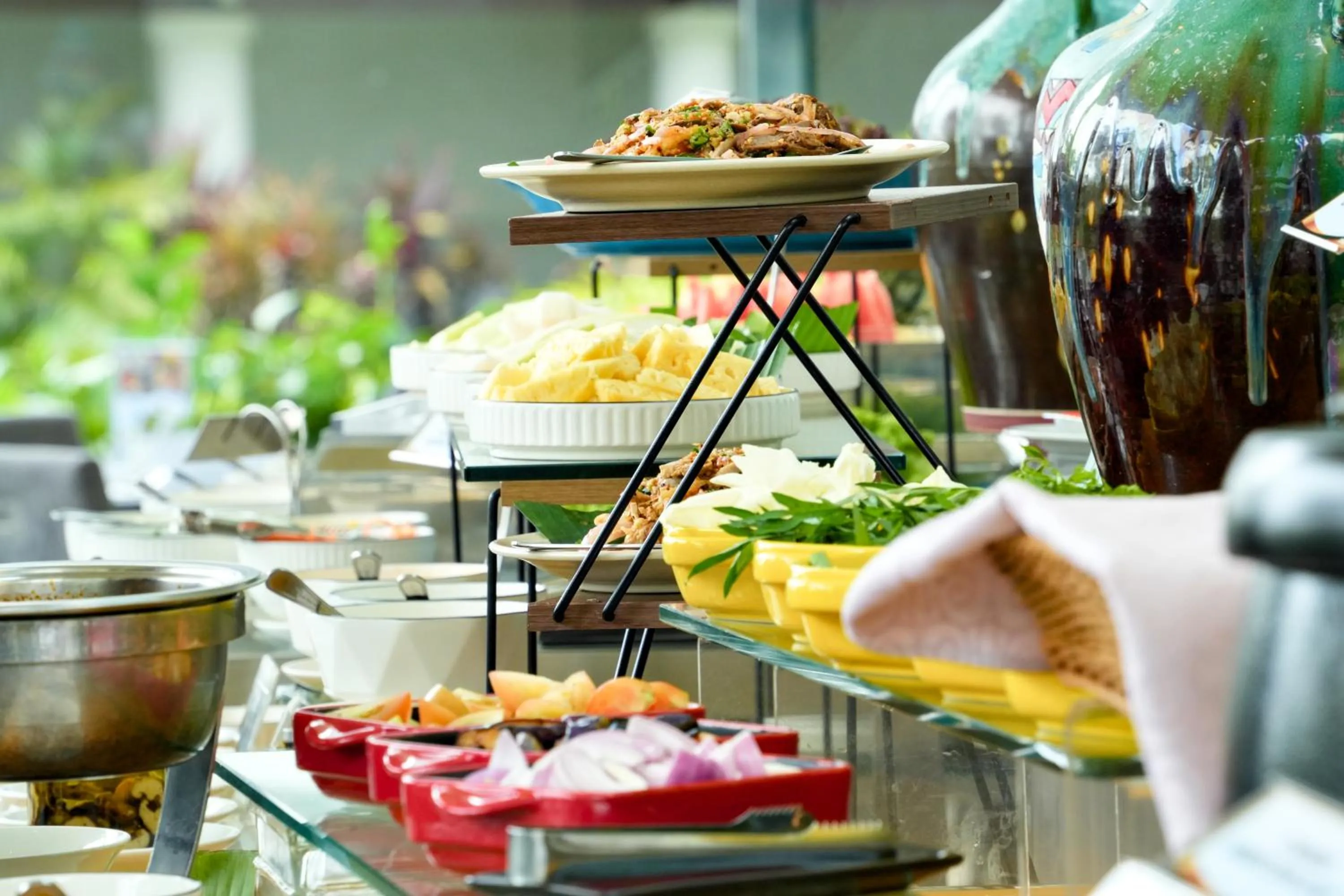 Food and drinks in Thistle Johor Bahru