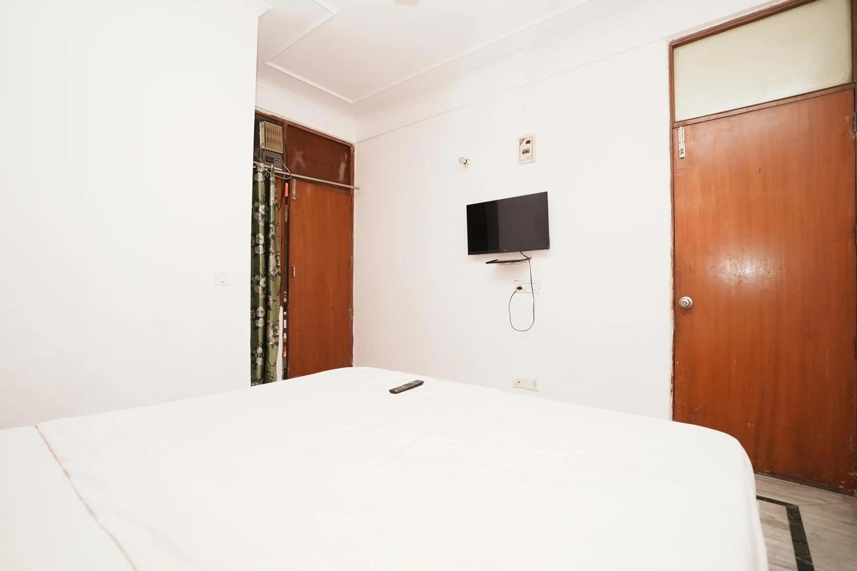 Bedroom, Bed in Hotel Sunrise Moon