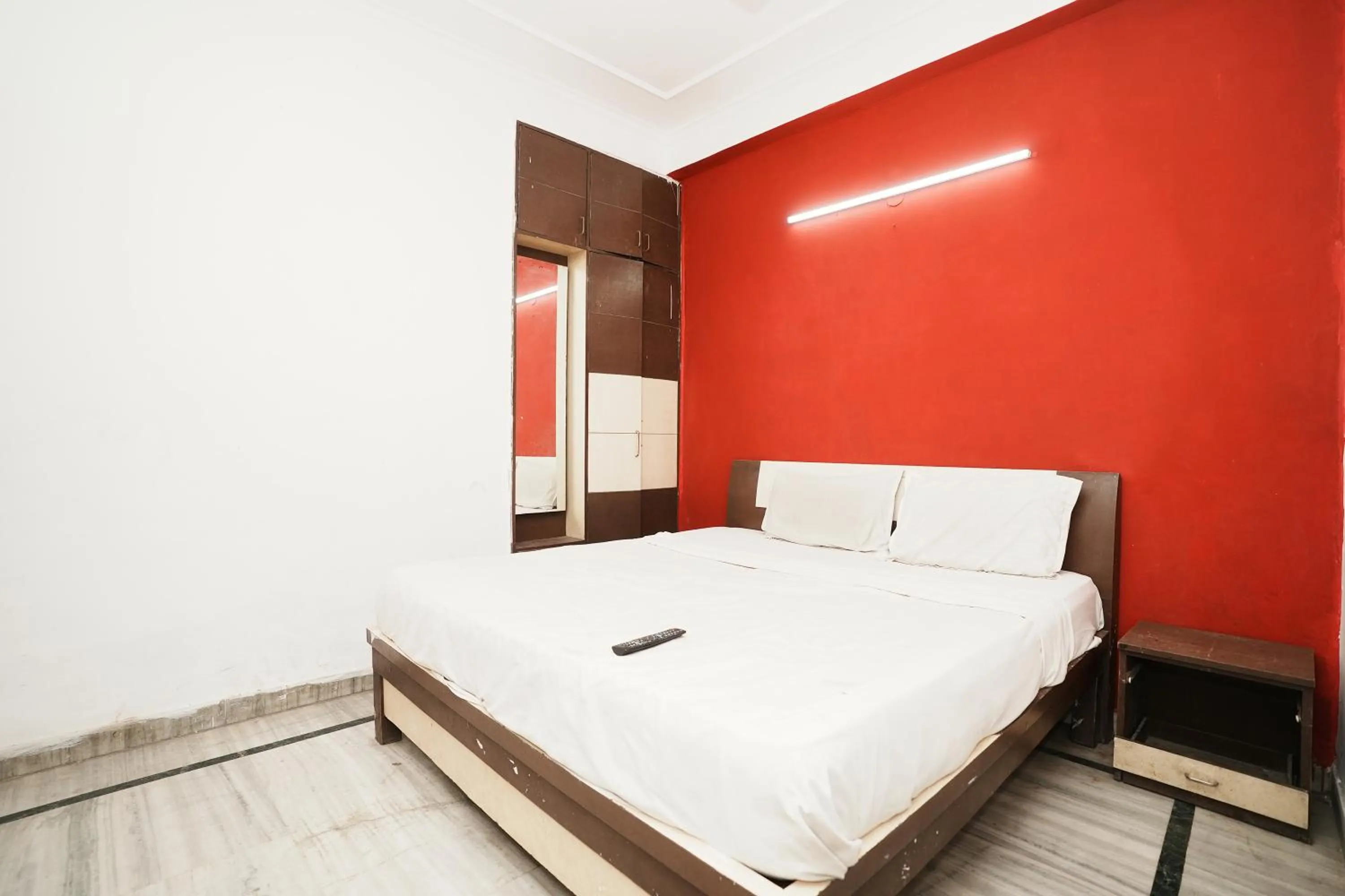 Bedroom, Bed in Hotel Sunrise Moon