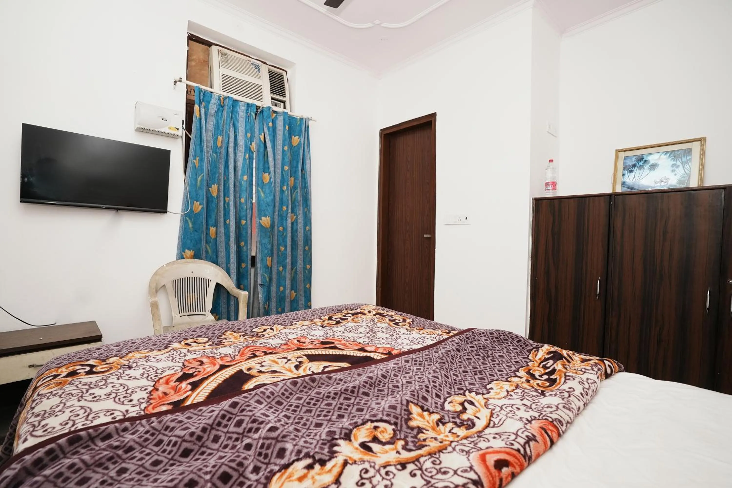 Bed in Hotel Sunrise Moon