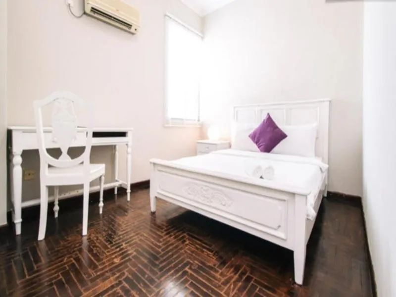 Bedroom, Bed in Century Bay Private Residences