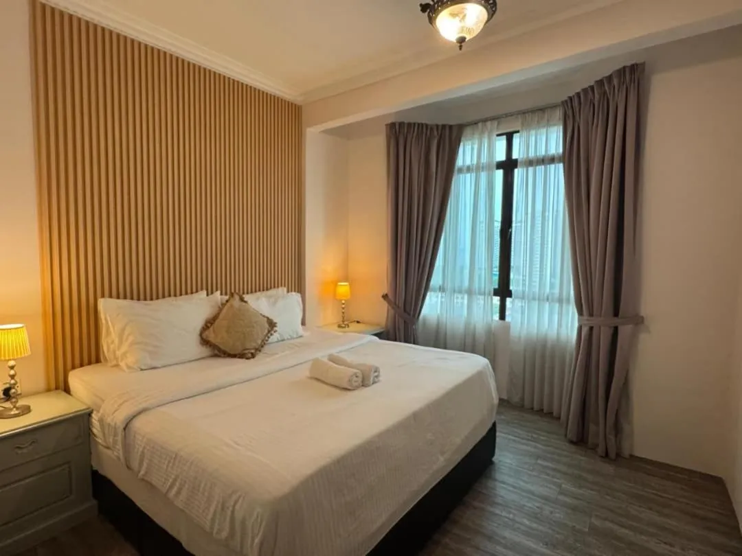 Bedroom, Bed in Century Bay Private Residences