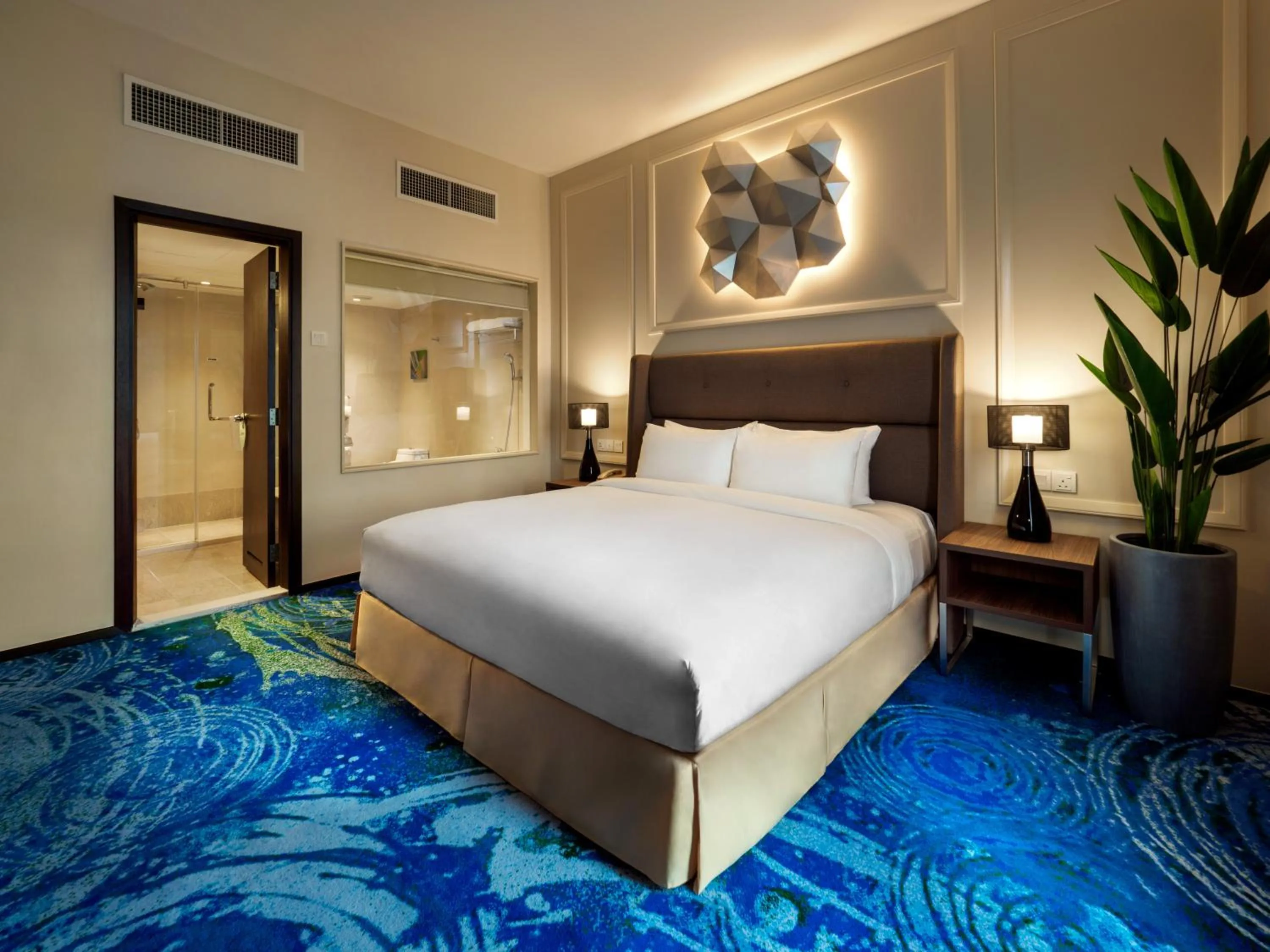 Bedroom, Bed in Eastin Hotel Penang
