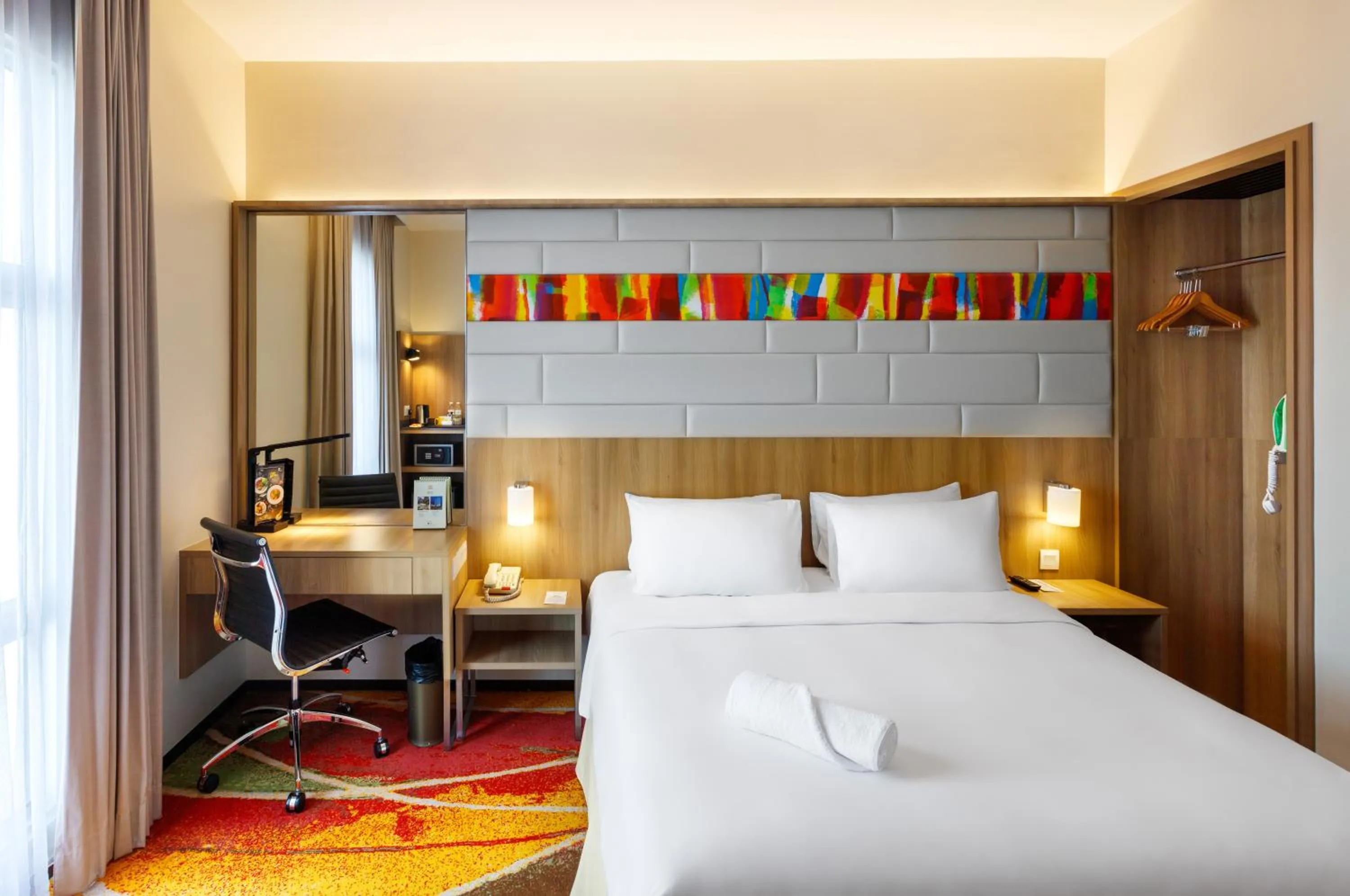 Bedroom, Bed in Eastin Hotel Penang