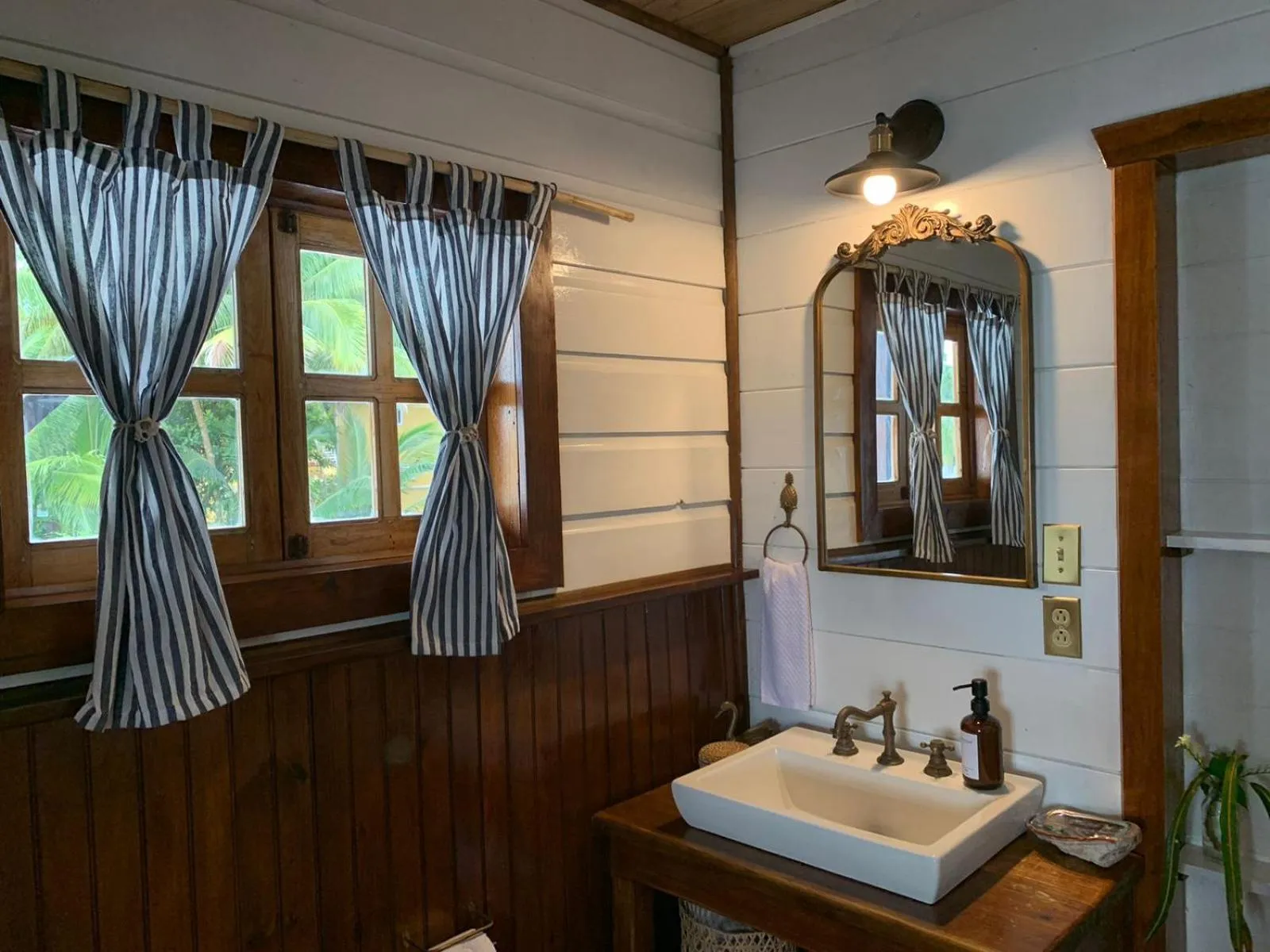 Bathroom in Casa Acuario Boutique Hotel