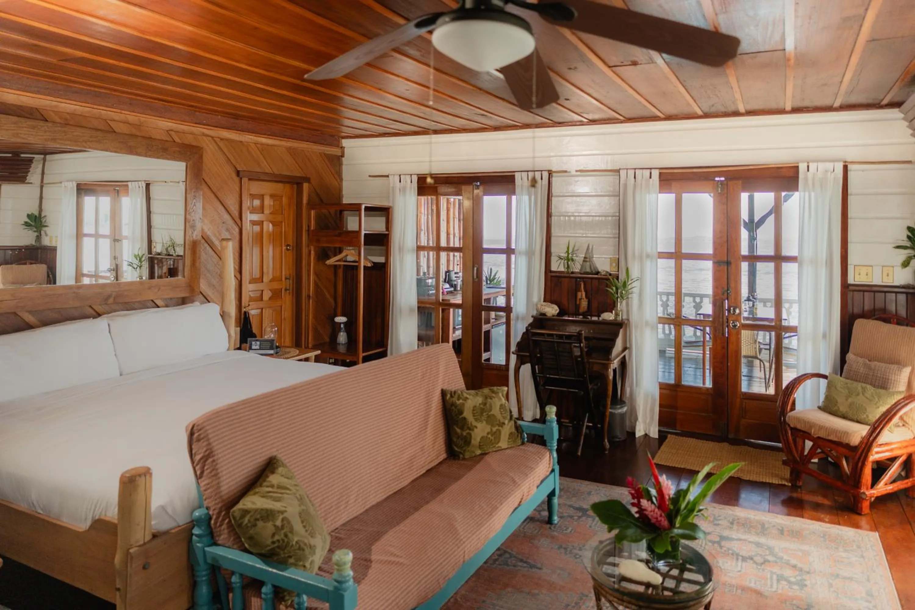 Bed in Casa Acuario Boutique Hotel